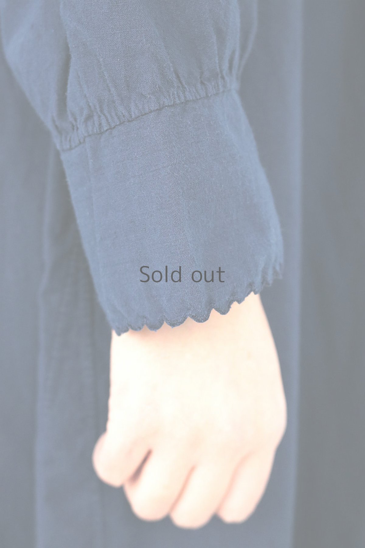 画像9: 【フランス】アンティークコットン×染　長袖ロングワンピース（紺色） (9)