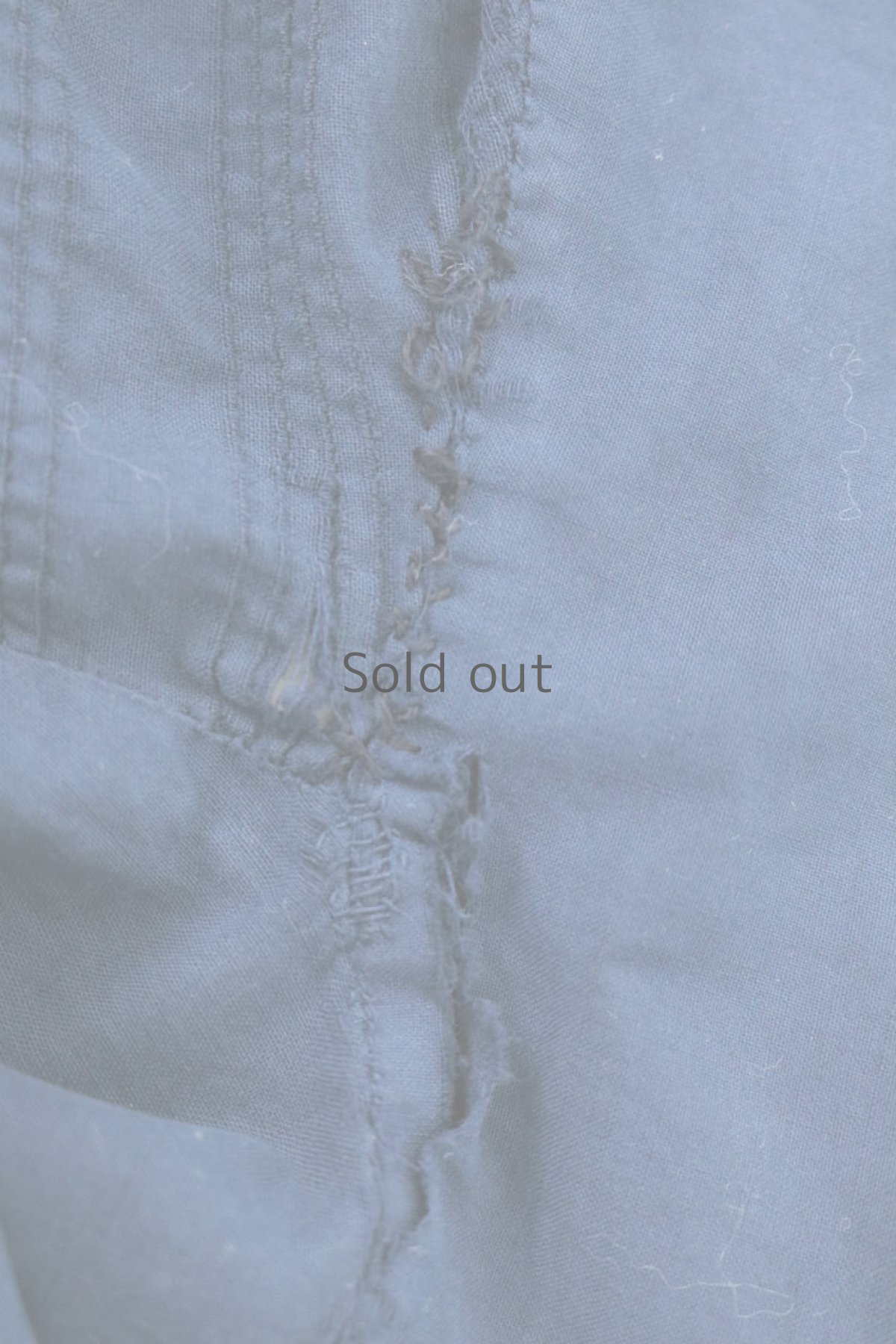 画像12: 【フランス】アンティークコットン×染　長袖フリルロングワンピース（紺色/ダメージあり） (12)