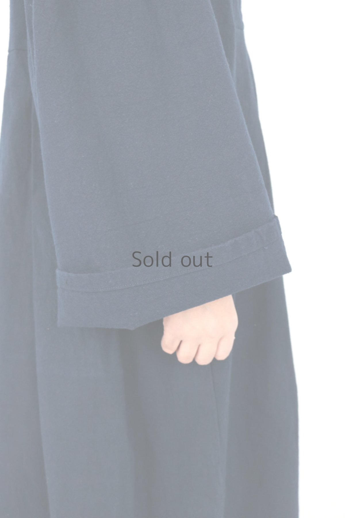 画像8: 【ササキチホ】アンティークリネン×染め　モンゴリアンオーバーワンピース（紺色） (8)