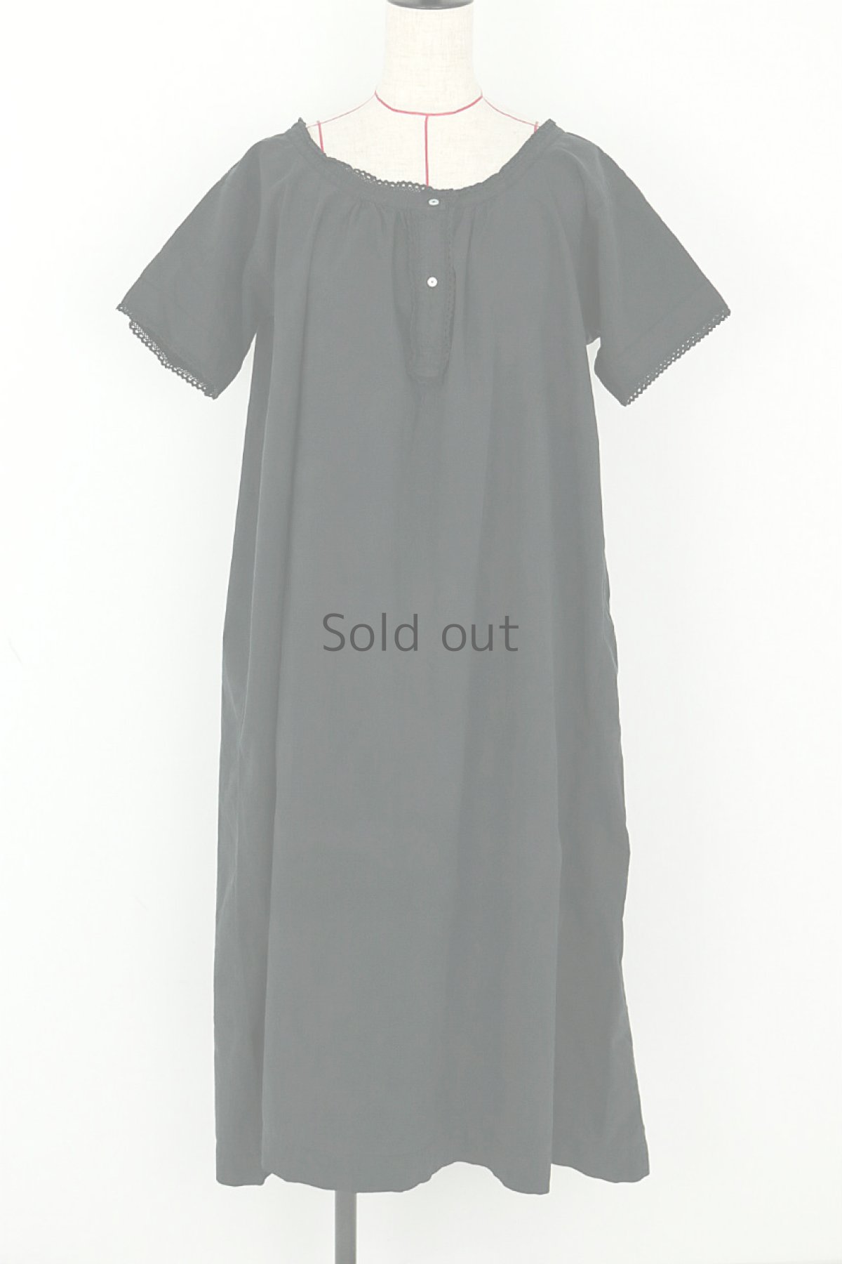 画像2: 【フランス】アンティークコットン×染　半袖　ヘンリーネックワンピース（黒） (2)