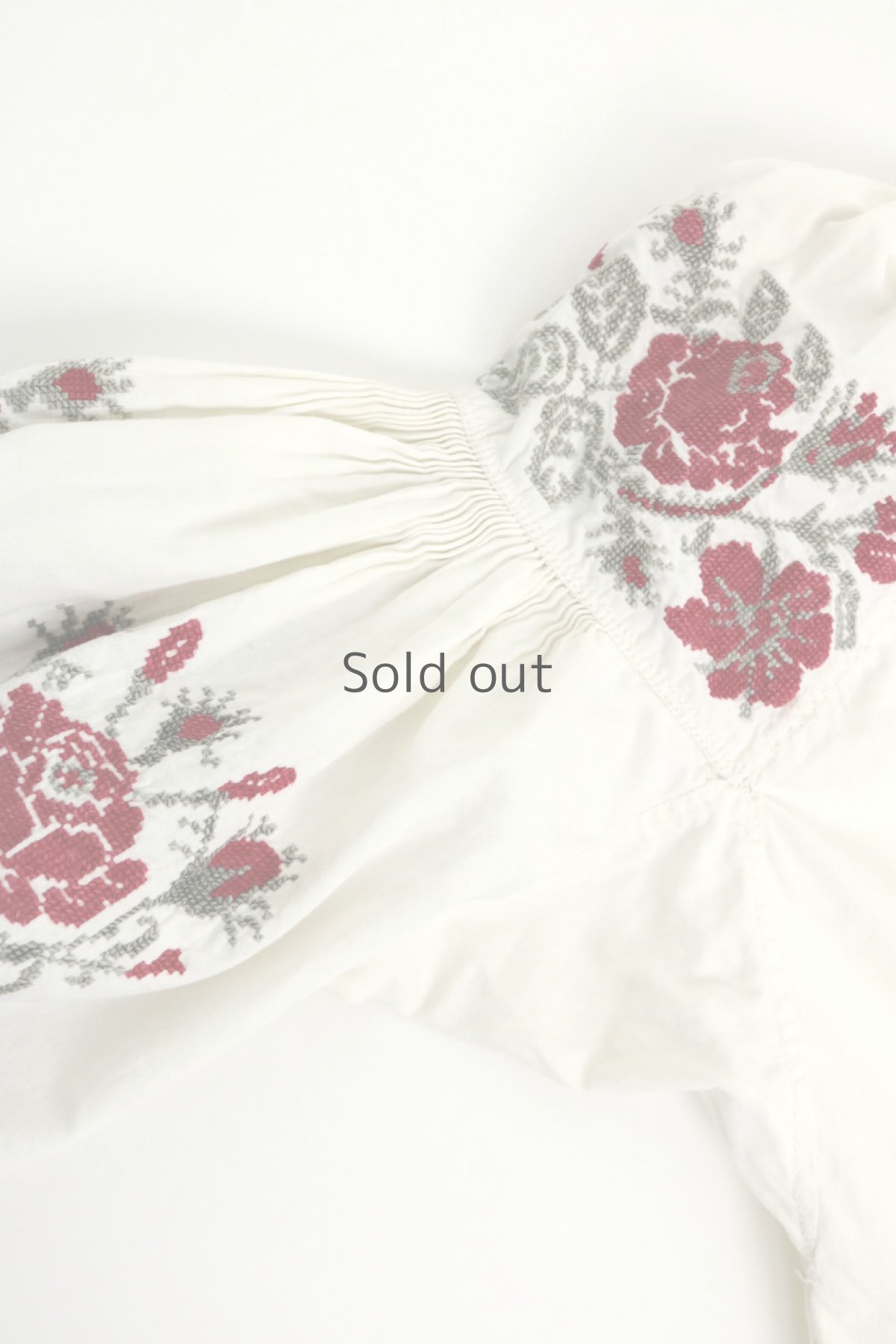 画像8: 【ウクライナ】ウクライナコットン刺繍スモックブラウス（ギャザー/赤とグレーのクロスステッチ） (8)