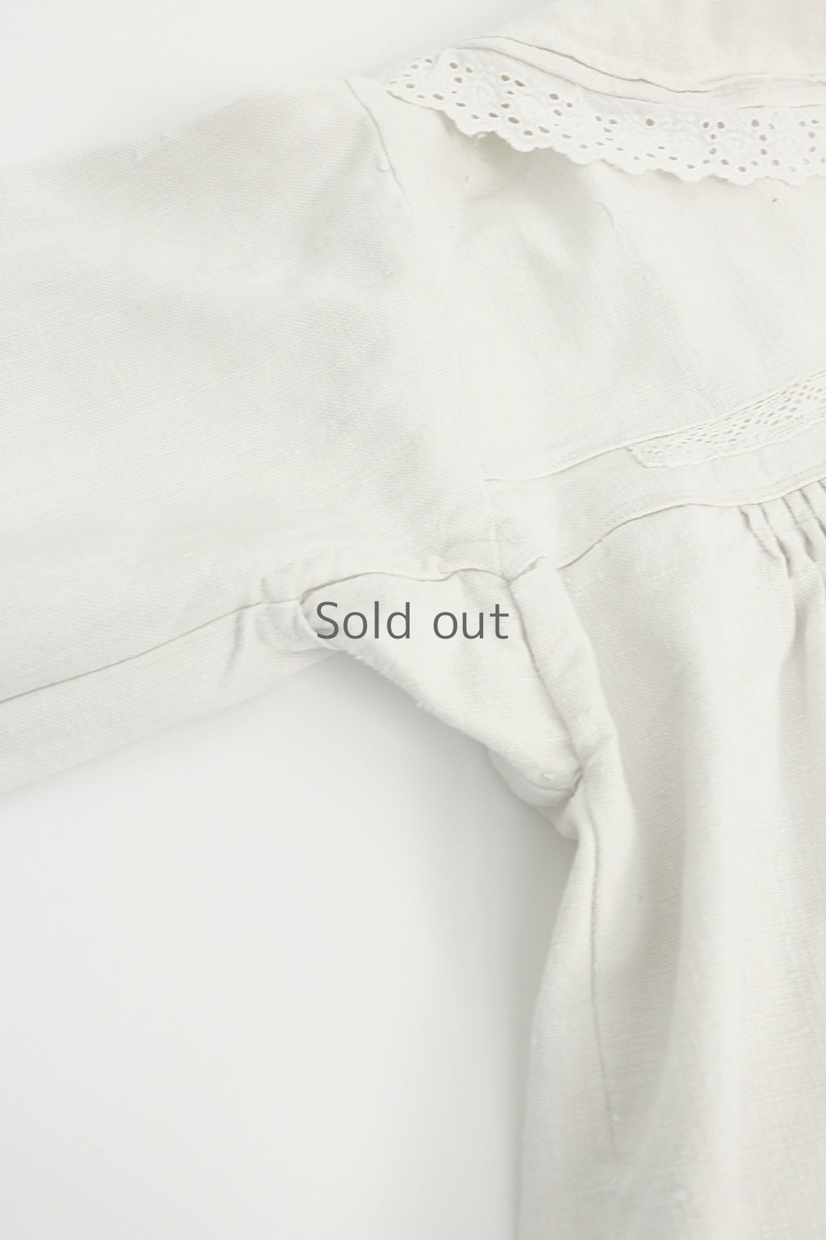 画像15: 【ルーマニア】アンティークリネン　ハンドメイドされたクラシックブラウス (15)