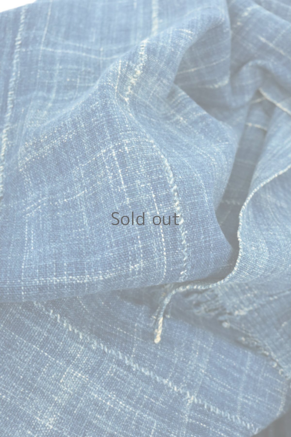 画像10: 【西アフリカ】手織り藍染め綿　大判ショール（中間藍色） (10)