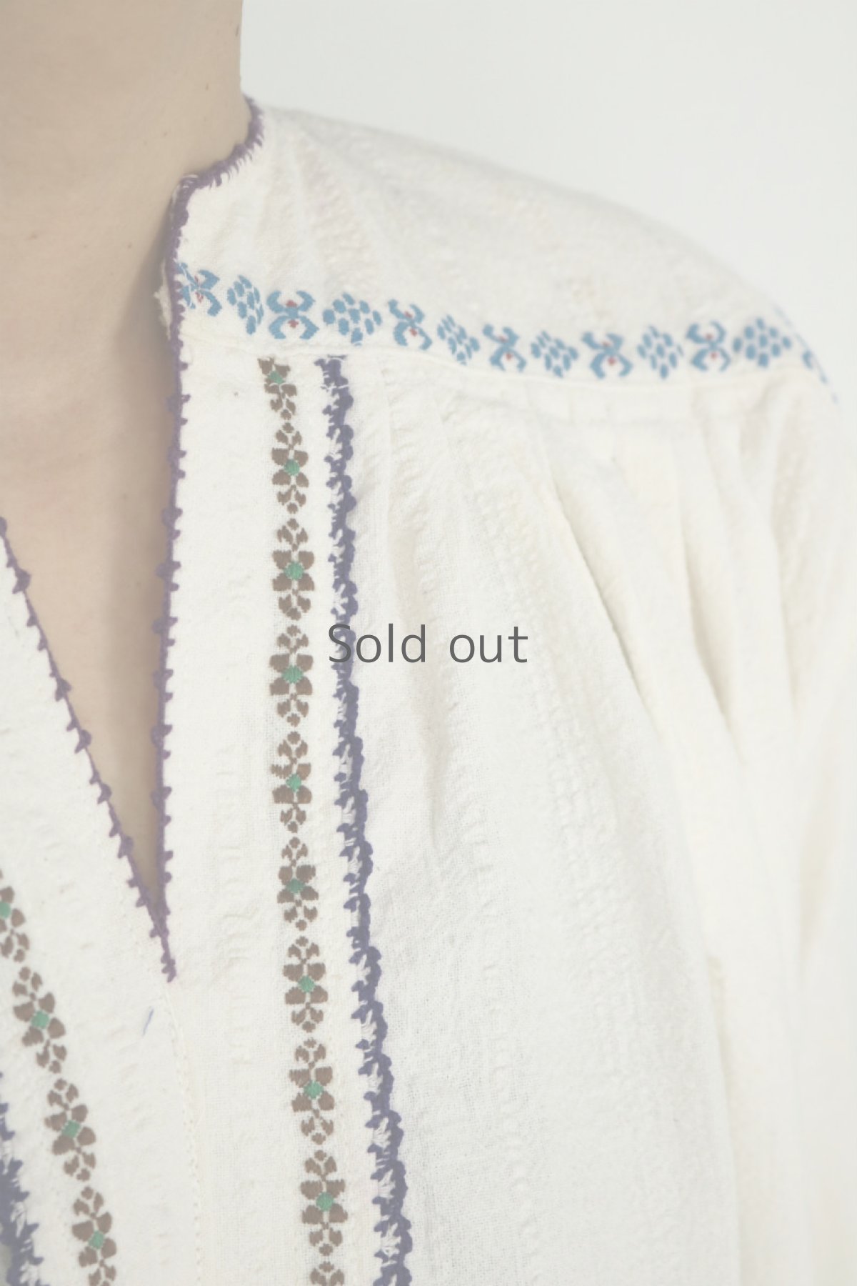 画像5: 【ブルガリア】アンティークコットンリネン　刺繍ワンピース（２トーン） (5)