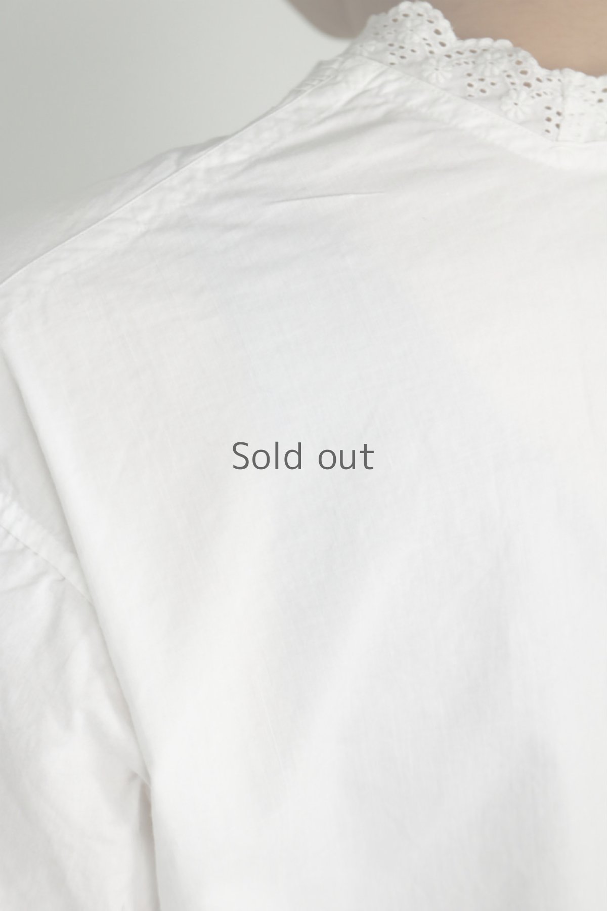 画像12: 【フランス】アンティークコットン　クラシック　長袖ホワイトブラウス(カットワーク/レースフリル/MG) (12)