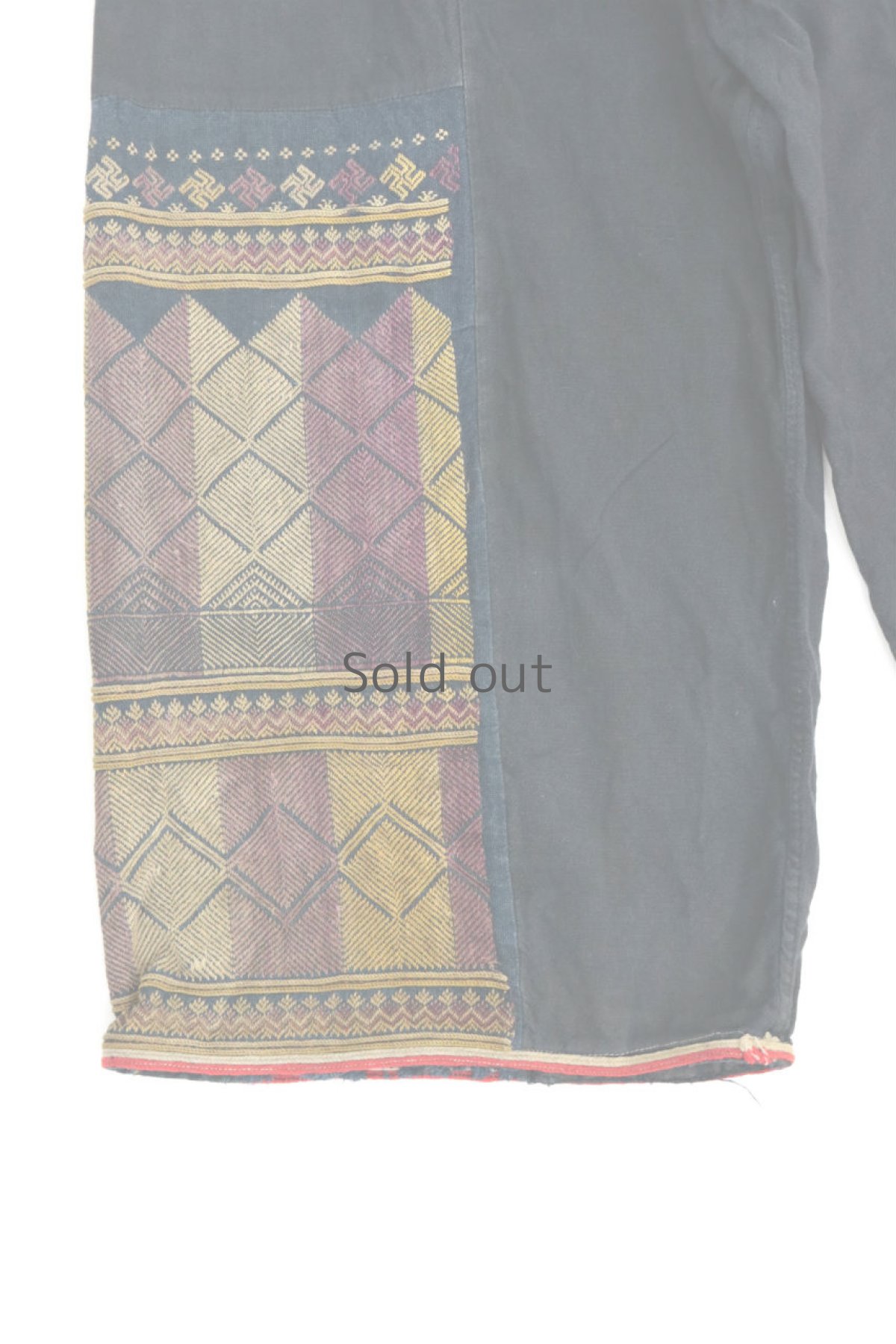 画像6: 【ベトナム】ビンテージ　ネイビーコットン　刺繍入りワイドパンツ（赤ザオ族） (6)