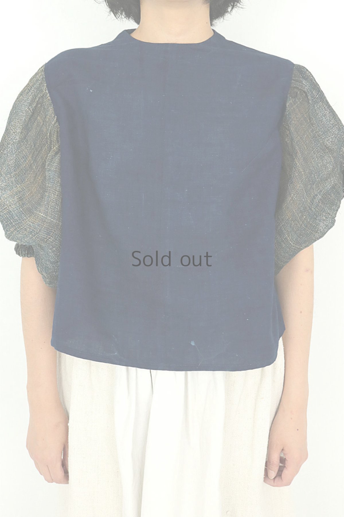 画像2: 【ササキチホ】藍染古布　カヤ袖のブラウス（藍染とウコン） (2)