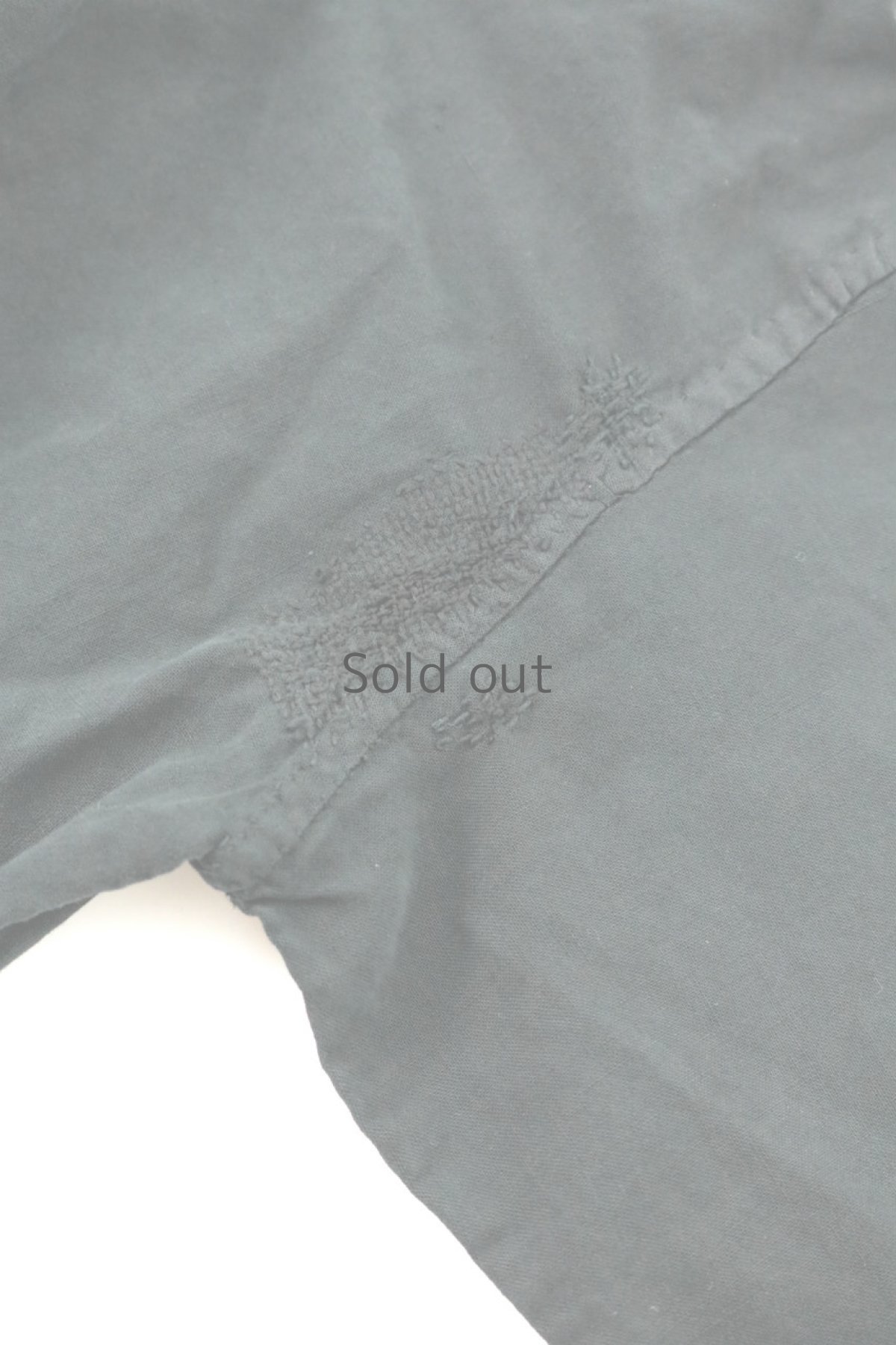 画像9: 【フランス】アンティークコットン×染　半袖ヘンリーネックワンピース（黒/リペアあり） (9)