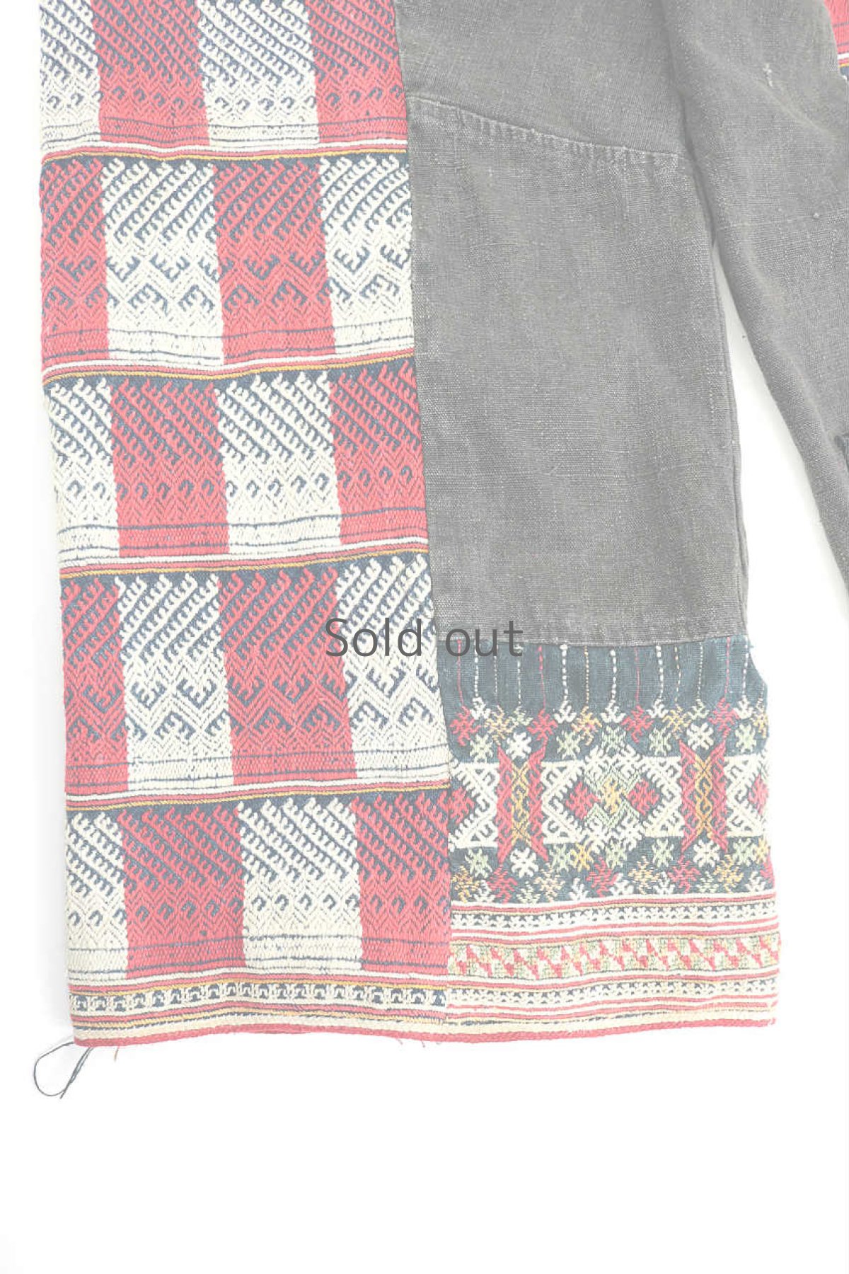 画像6: 【ベトナム】ビンテージ　グレーコットン　刺繍入りパンツ（赤ザオ族） (6)