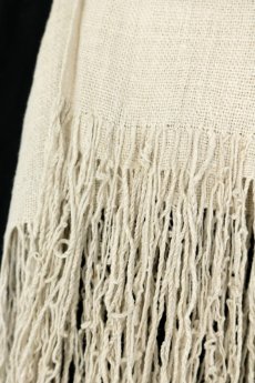 画像4: 【ベトナム】ビンテージ 手織り麻の白スカーフ（モン族） (4)