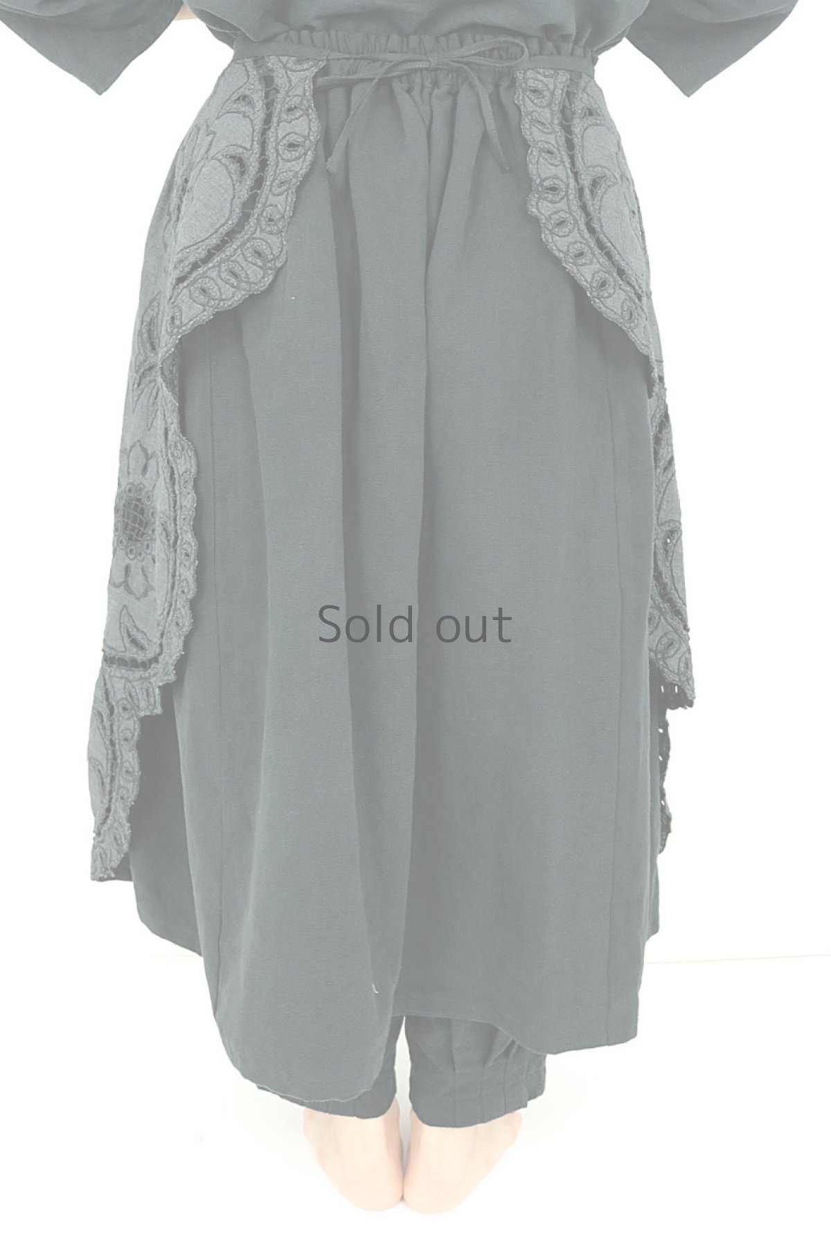 画像5: 【ササキチホ】アンティークレース×リメイク　エプロン風スカート(チャコールグレー） (5)