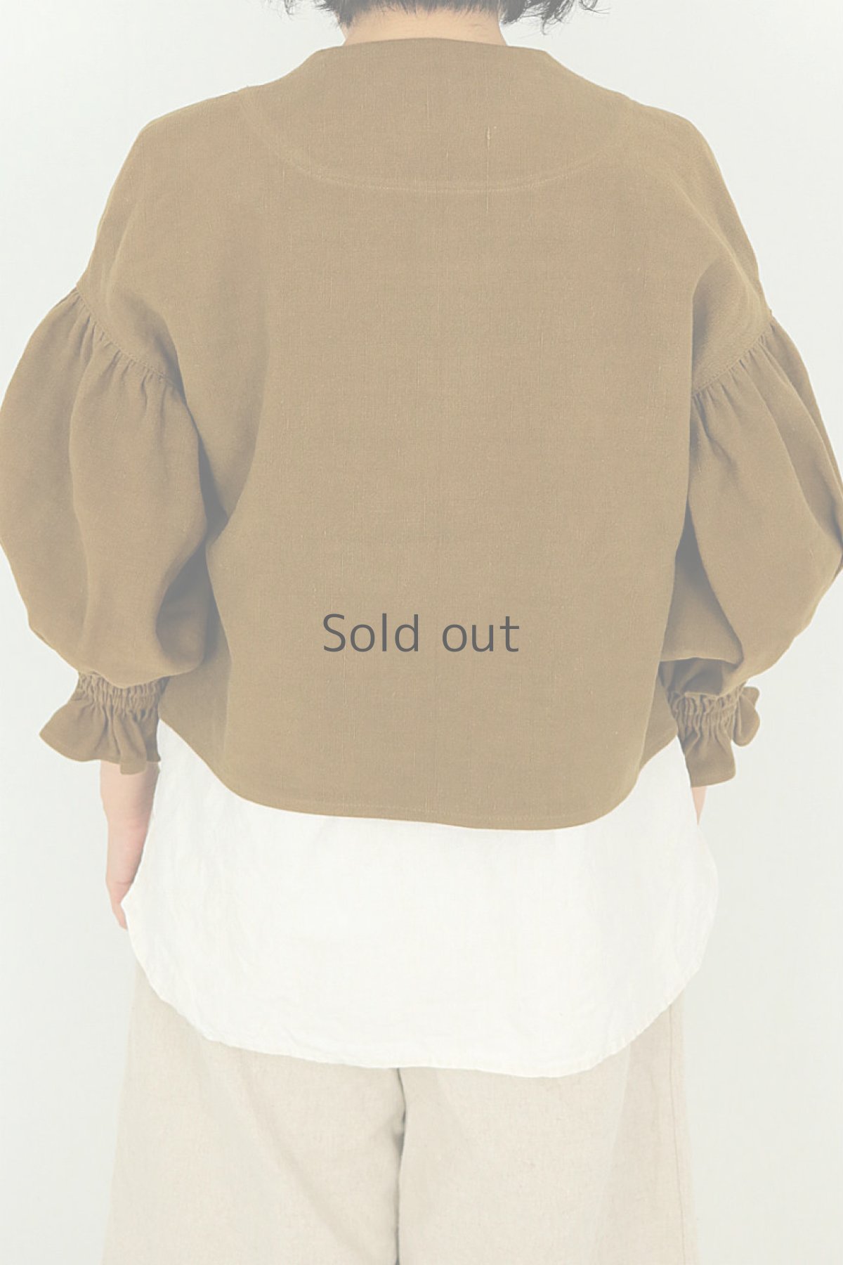 画像4: 【ササキチホ】アンティークリネン×染め　ピエロ袖　前開きブラウス（茶色） (4)