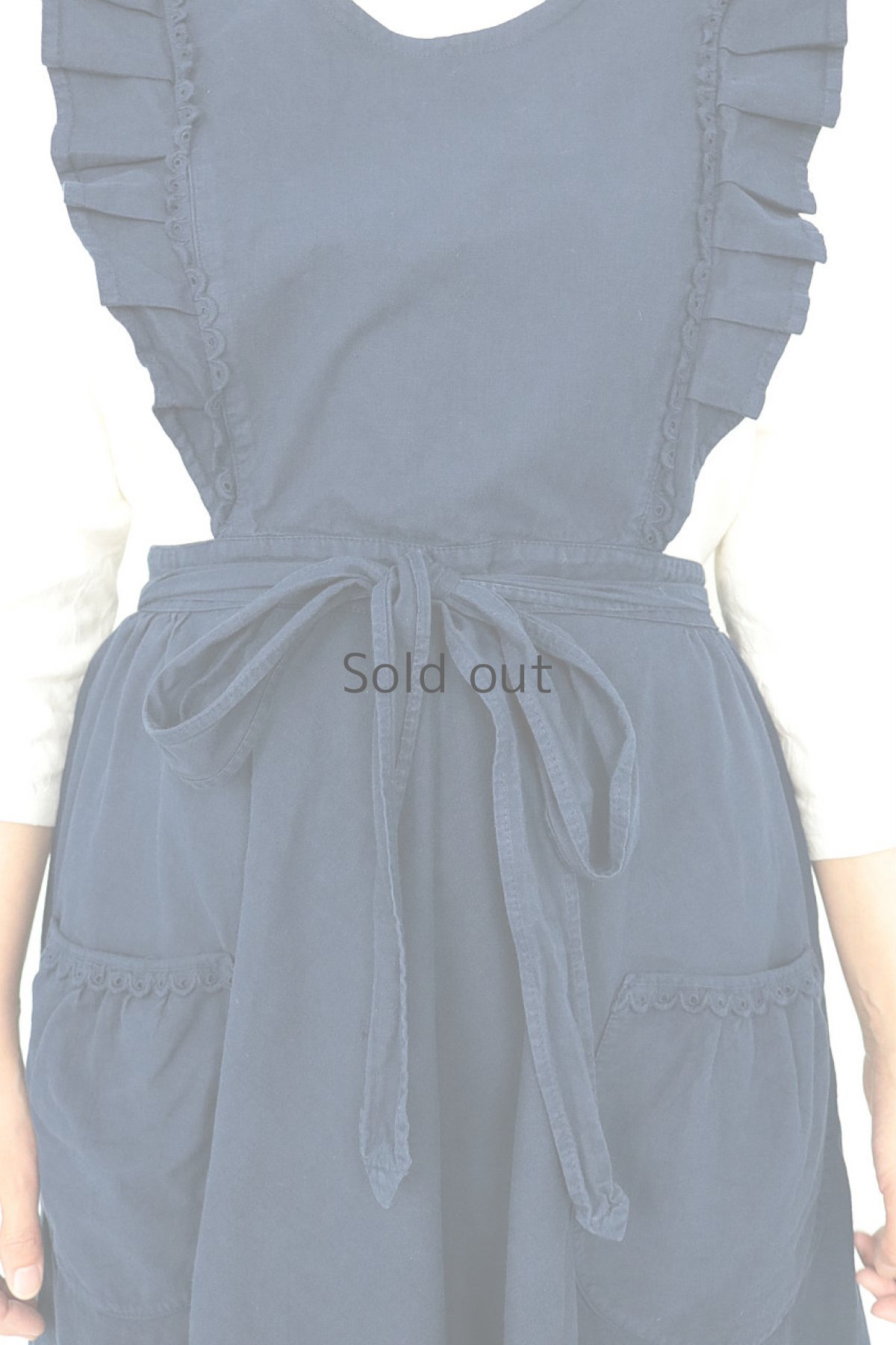 画像5: 【ドイツ】アンティークコットン×染め 　フリルロングエプロン（紺色） (5)