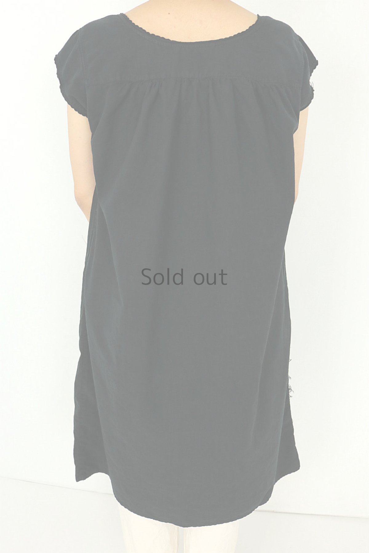 画像3: 【ドイツ】アンティークコットン×染　刺繍　半袖ワンピース（黒） (3)