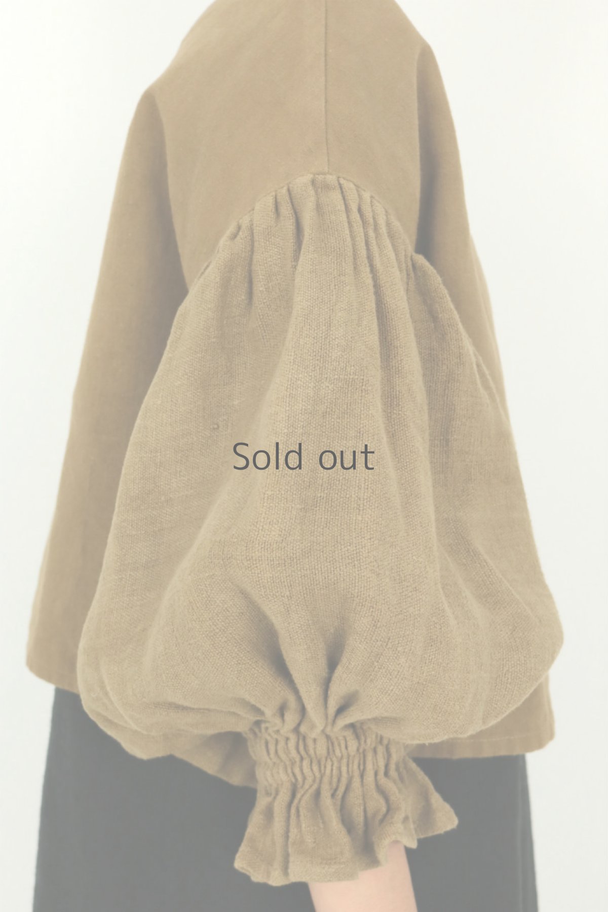 画像7: 【ササキチホ】アンティークリネン×染め　ピエロ袖　前開きブラウス（茶） (7)