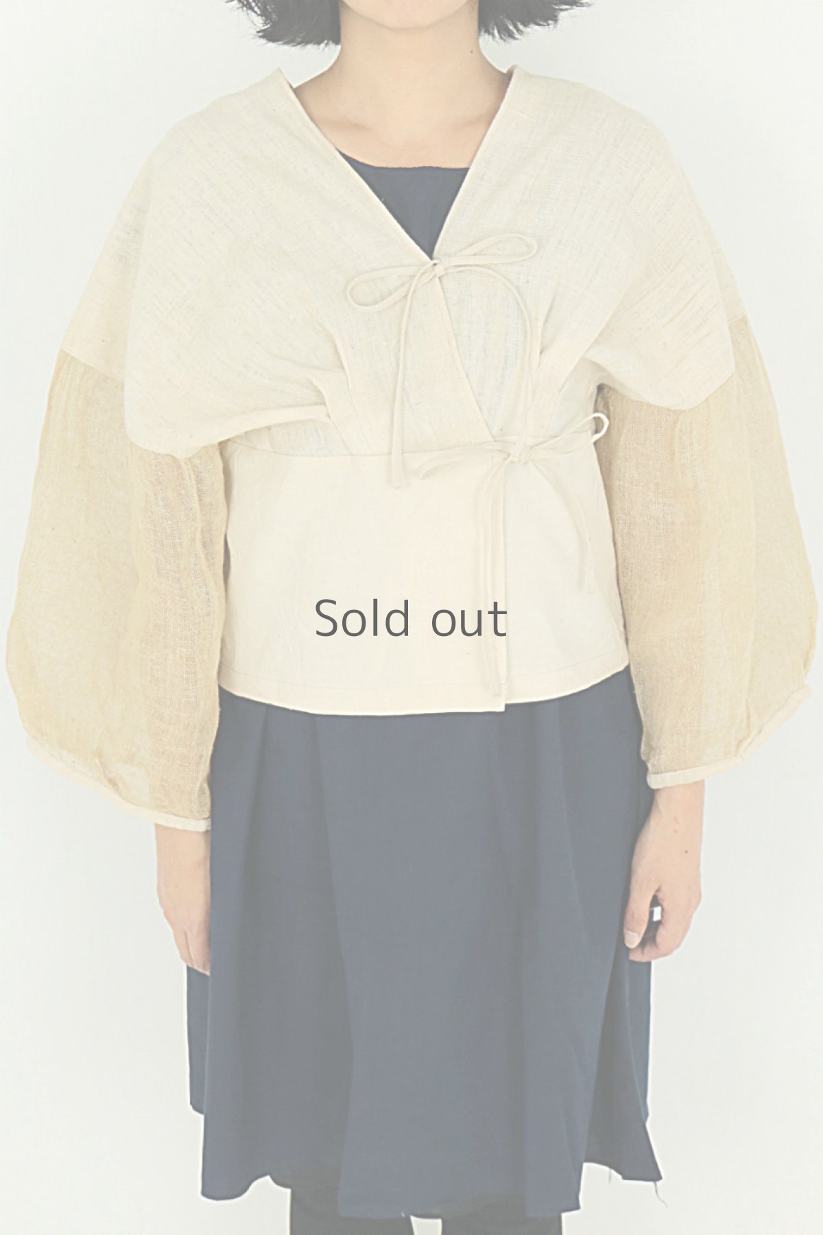 画像2: 【ササキチホ】古布　タックカシュクールブラウス（カヤ袖） (2)