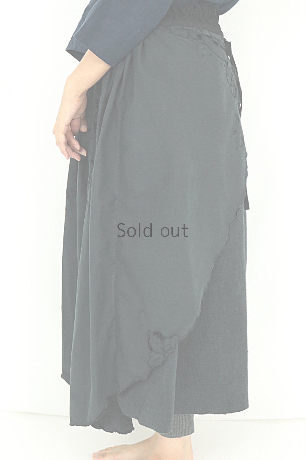 画像3: 【ササキチホ】アンティークレース×リメイク　エプロン風スカート(黒) (3)