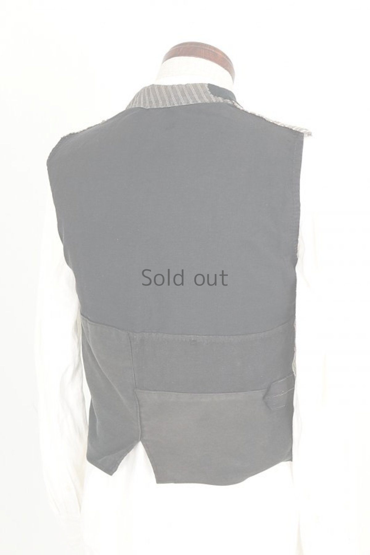 画像10: 【MITSUGU SASAKI】ビンテージリメイク　パッチワーク　ストライプワークベスト（ブラックグレー） (10)