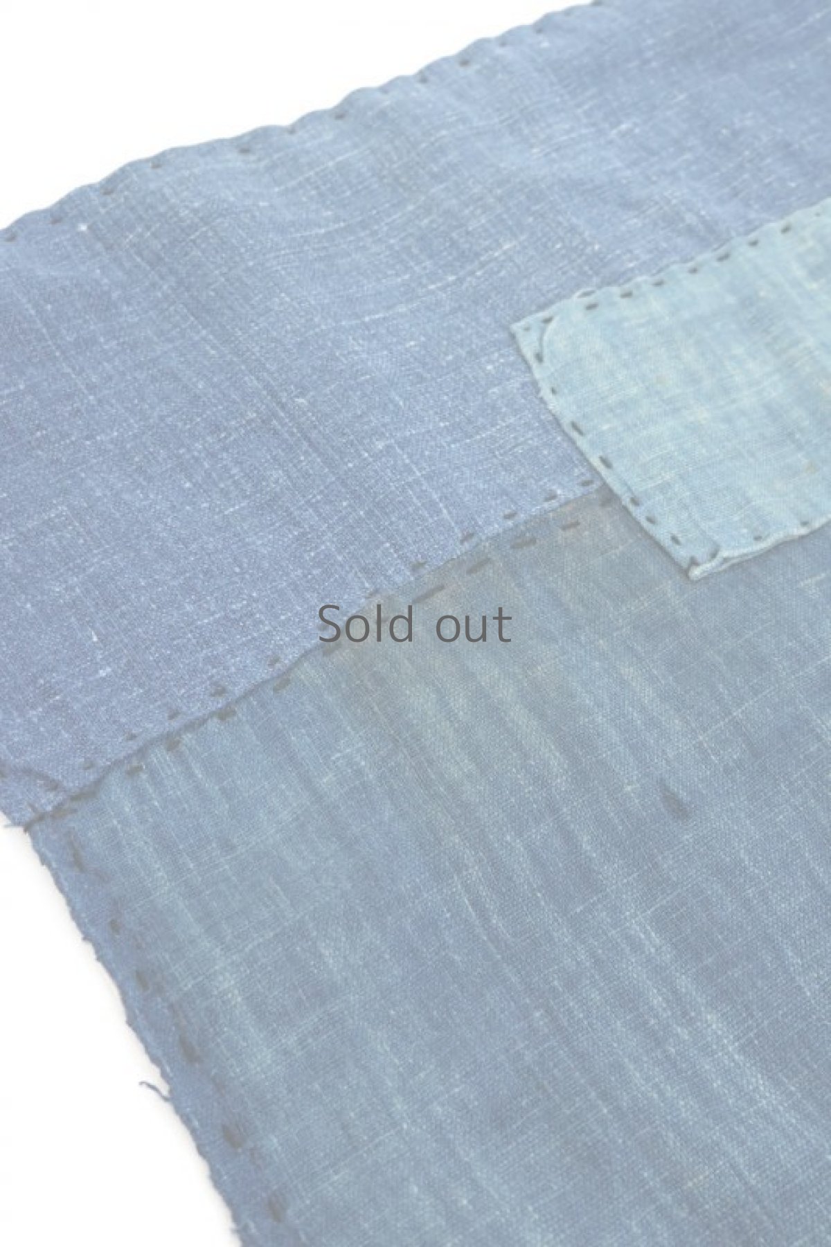 画像3: 【MITSUGU SASAKI】BORO古布　藍染古布を縫いつけたフレンチリネンアンティーク エプロン　 (3)