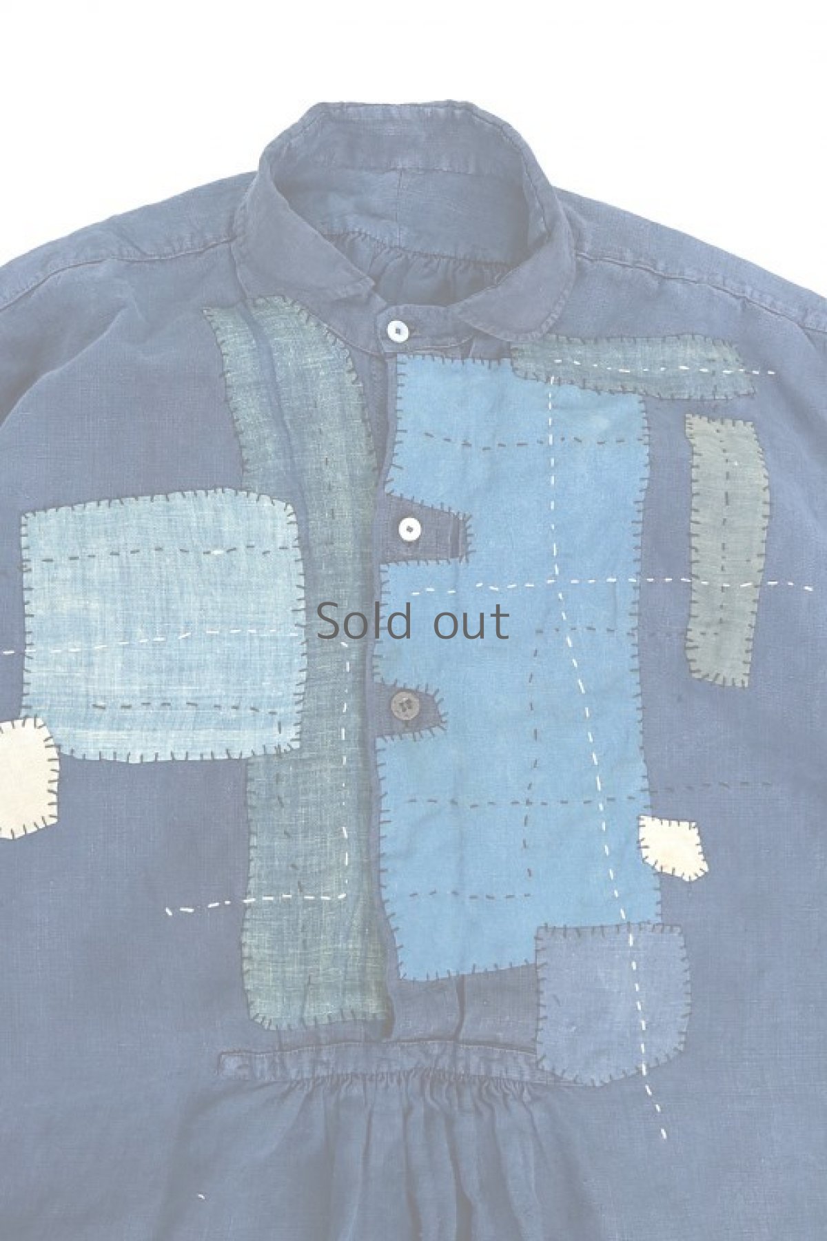 画像4: 【MITSUGU SASAKI】アンティークリネン×染め×古布　パッチワークボロスモックシャツ （紺染め） (4)