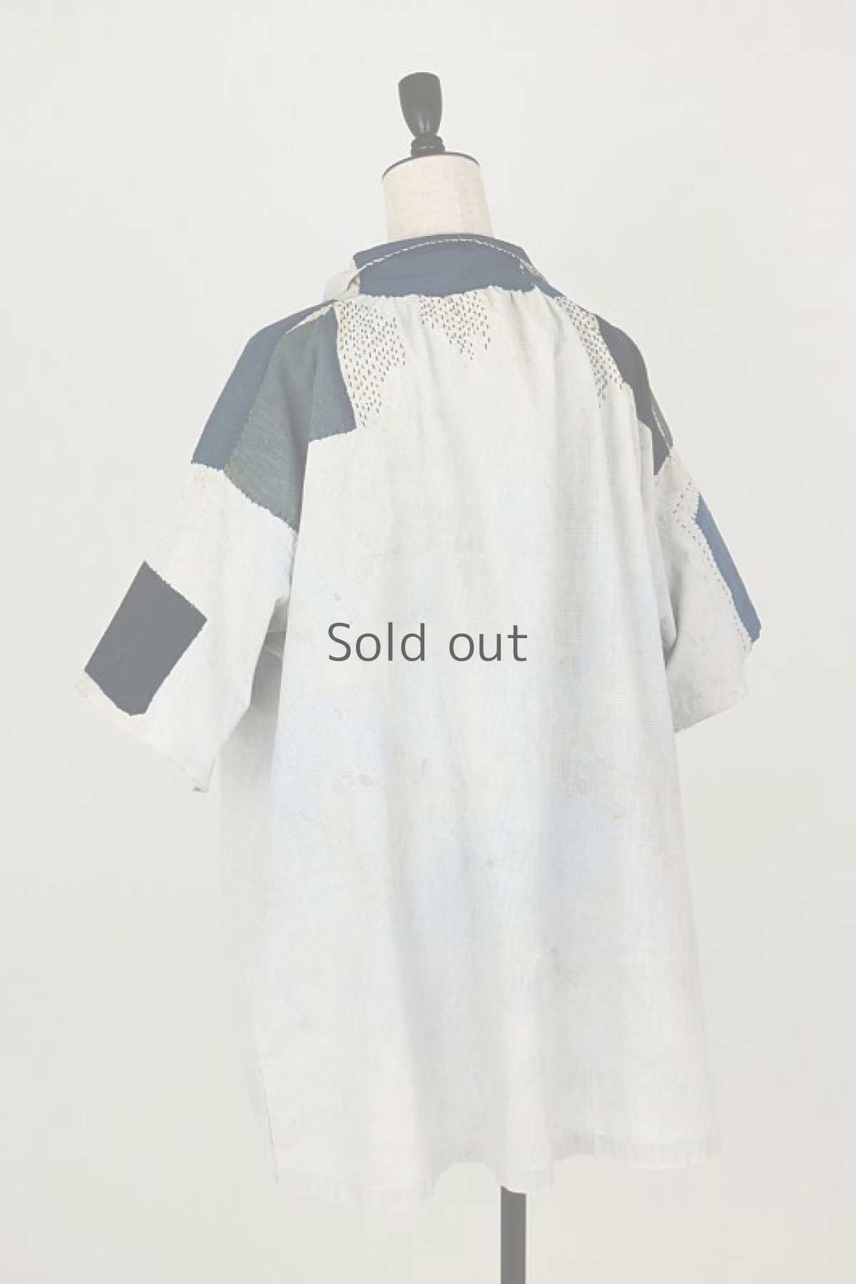 画像14: 【MITSUGU SASAKI】ビンテージリメイク+古布　藍染パッチワーク　半袖ブッチャーシャツ (14)