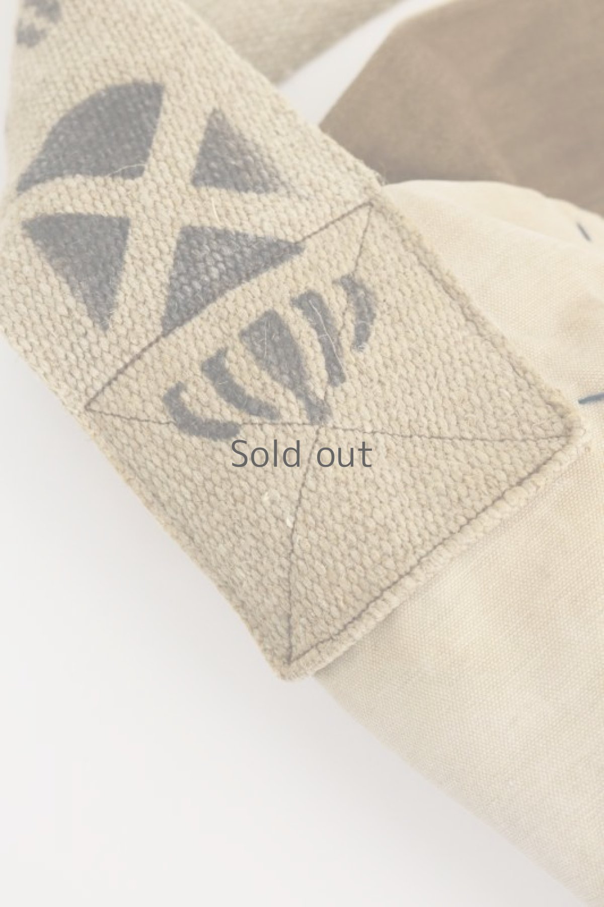 画像6: 【MITSUGU SASAKI】ビンテージリメイク　コットンダック地　ショルダーバッグ（リバーシブル/ブラウン/藍染古布） (6)