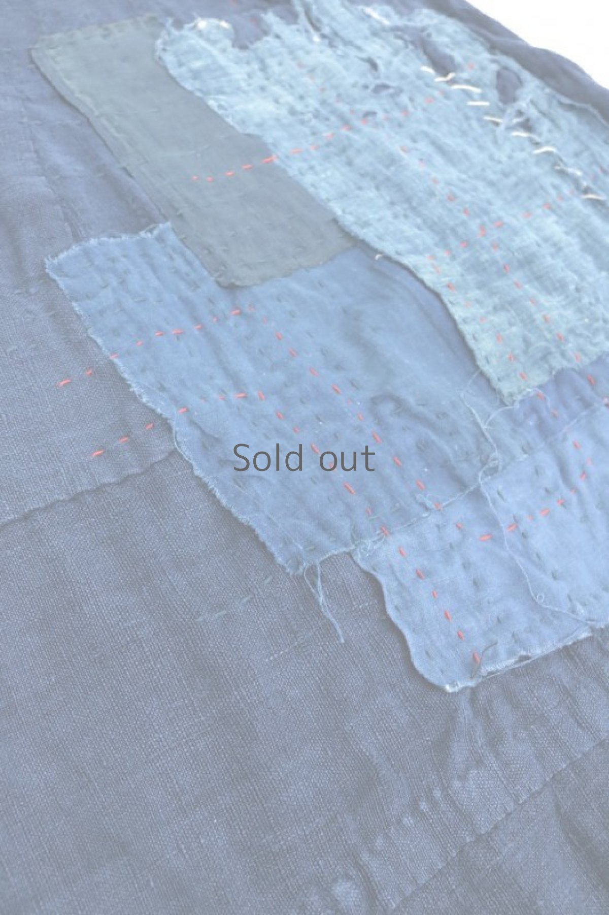 画像7: 【MITSUGU SASAKI】アンティークリネン ×古布×染め　刺し子パッチワーク　ナイトドレス（紺） (7)