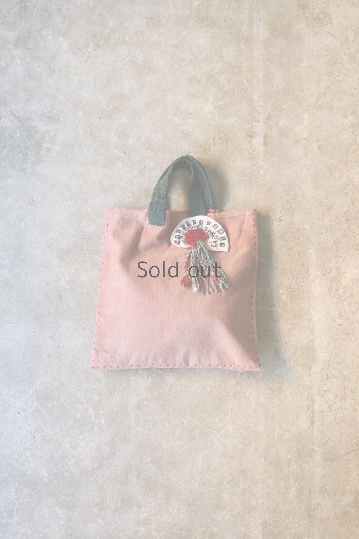 画像2: 【ササキチホ】古布　気まぐれバッグ（オール手縫い/ウコンの取手/ピンク色） (2)