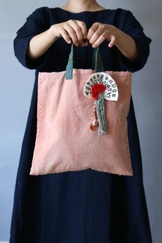画像8: 【ササキチホ】古布　気まぐれバッグ（オール手縫い/ウコンの取手/ピンク色） (8)