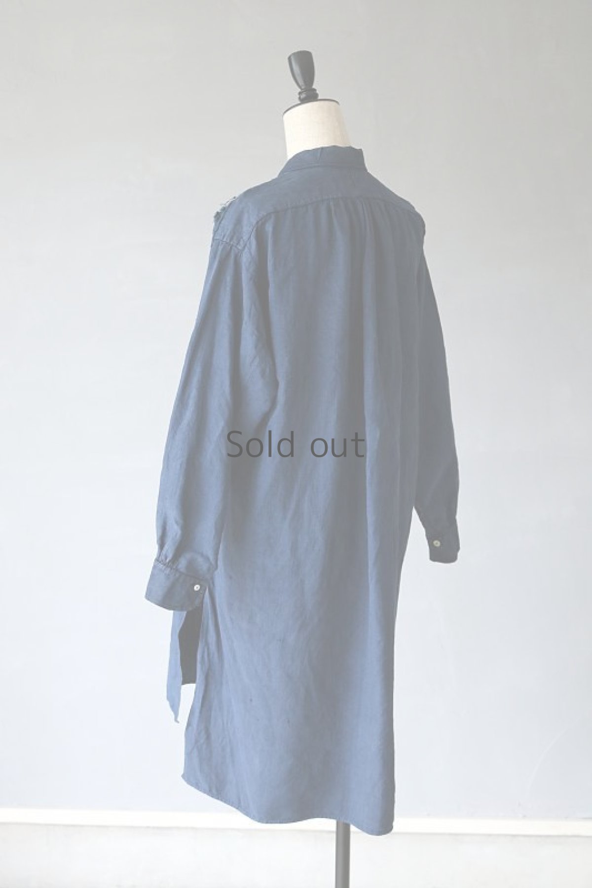 画像3: 【MITSUGU SASAKI】アンティークリネン×染め×古布　パッチワークボロスモックシャツ （紺染め） (3)