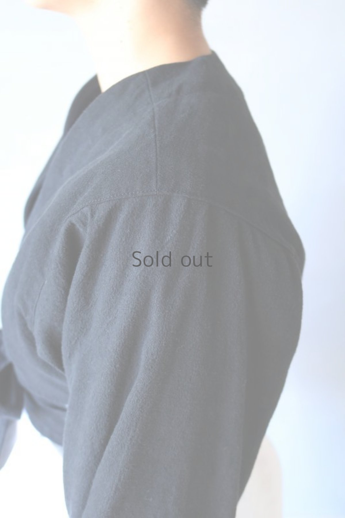 画像6: 【ササキチホ】アンティークリネン×染め 短上衣（黒） (6)