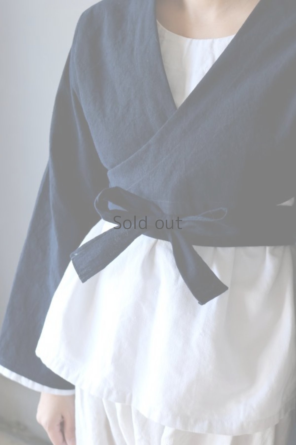 画像4: 【ササキチホ】アンティークリネン×染め 短上衣（紺） (4)