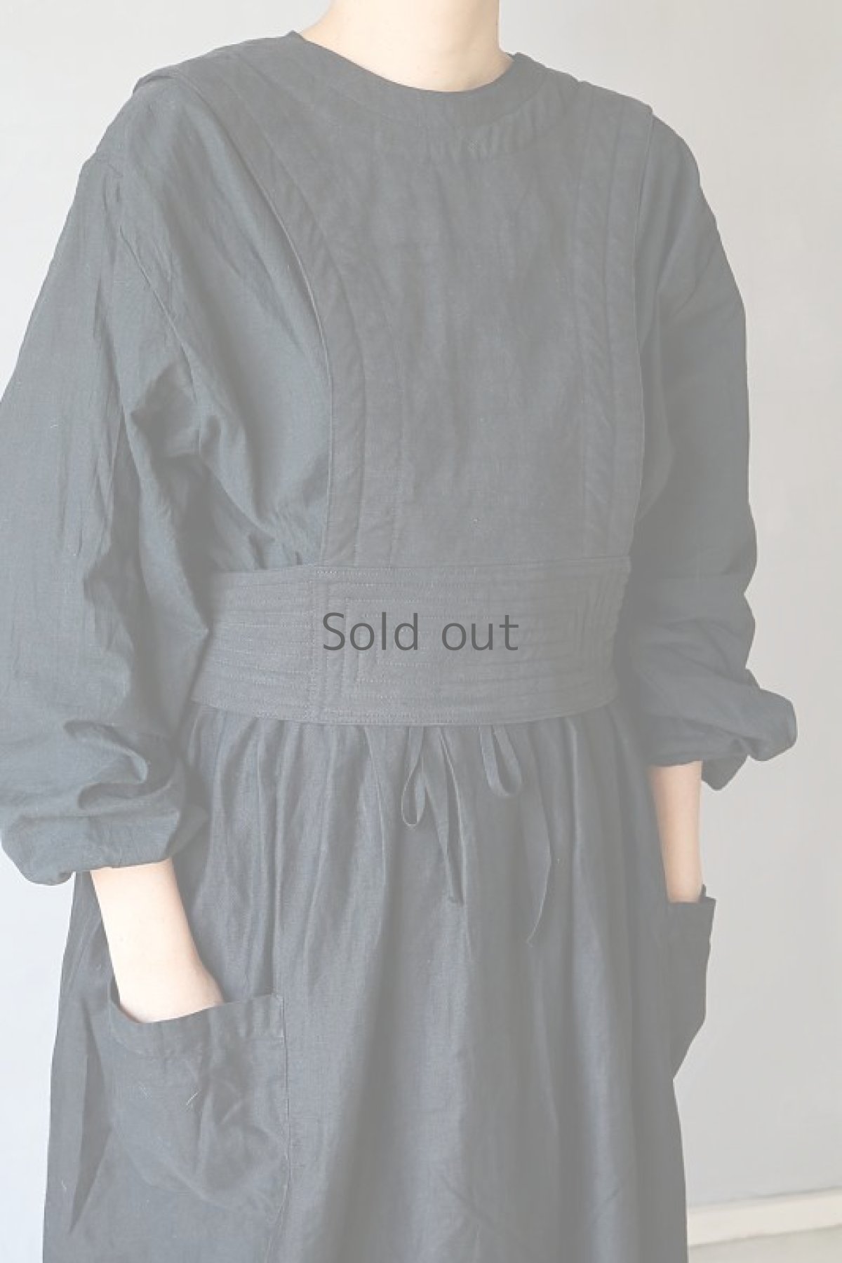 画像3: 【ササキチホ】アンティークリネン×染め 胴衣（黒） (3)