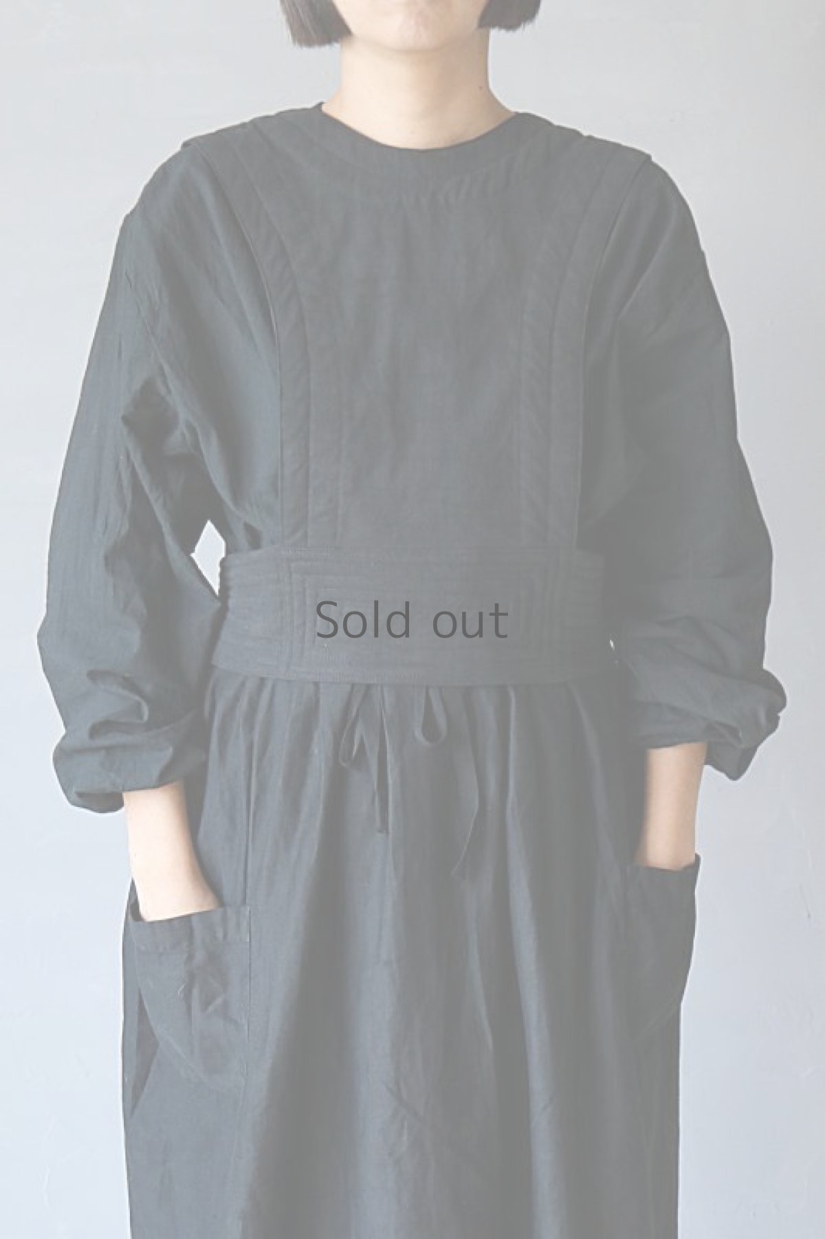 画像2: 【ササキチホ】アンティークリネン×染め 胴衣（黒） (2)