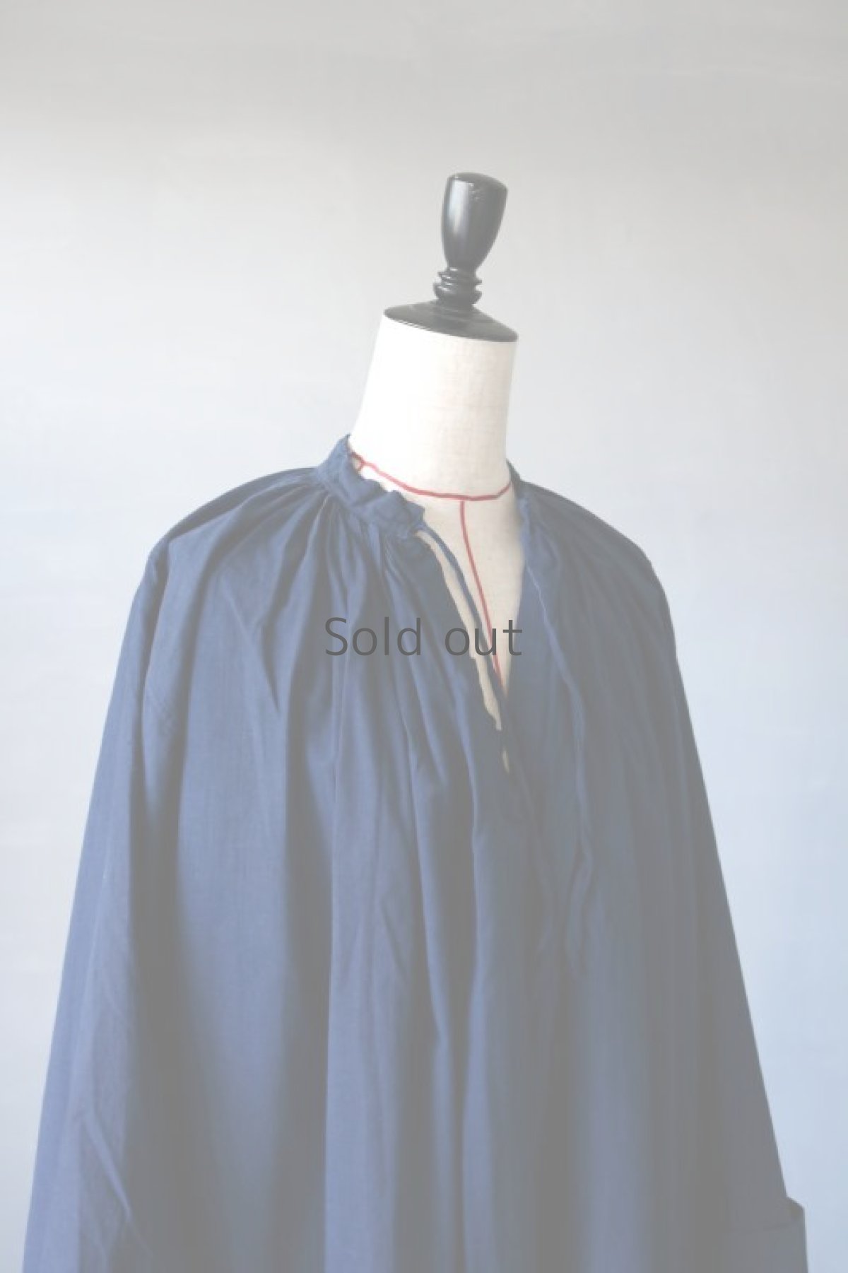 画像5: 【フランス】２０世紀中期の教会用ロングスモックドレス（後染め/紺色） (5)