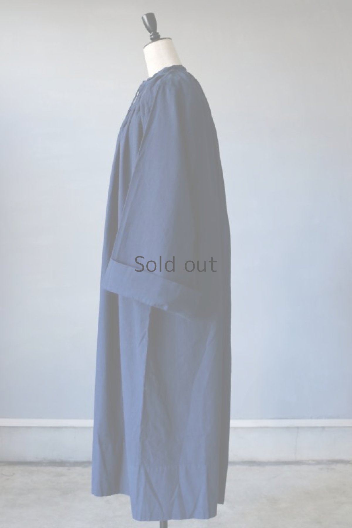 画像6: 【フランス】２０世紀中期の教会用ロングスモックドレス（後染め/紺色） (6)