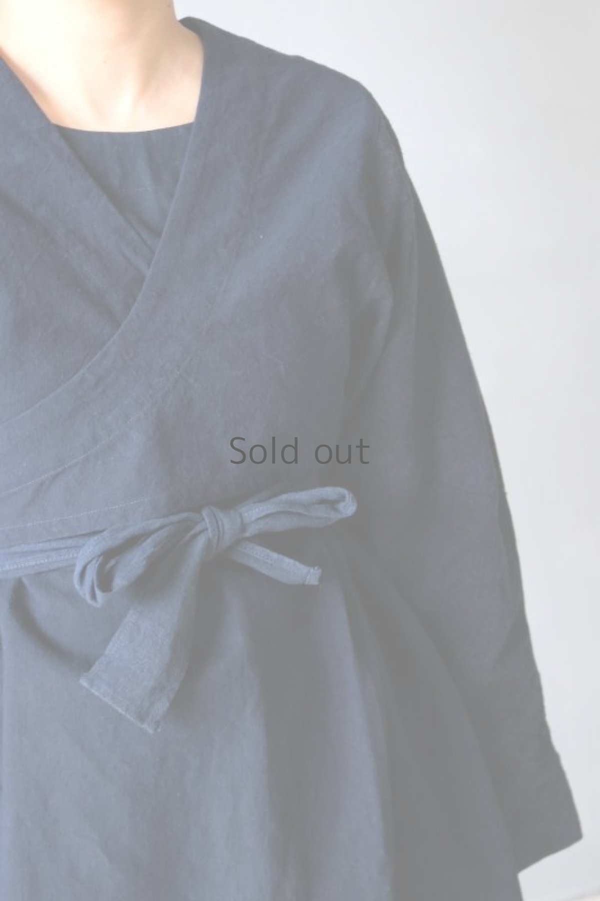 画像4: 【ササキチホ】アンティークリネン×染め 短上衣（紺） (4)