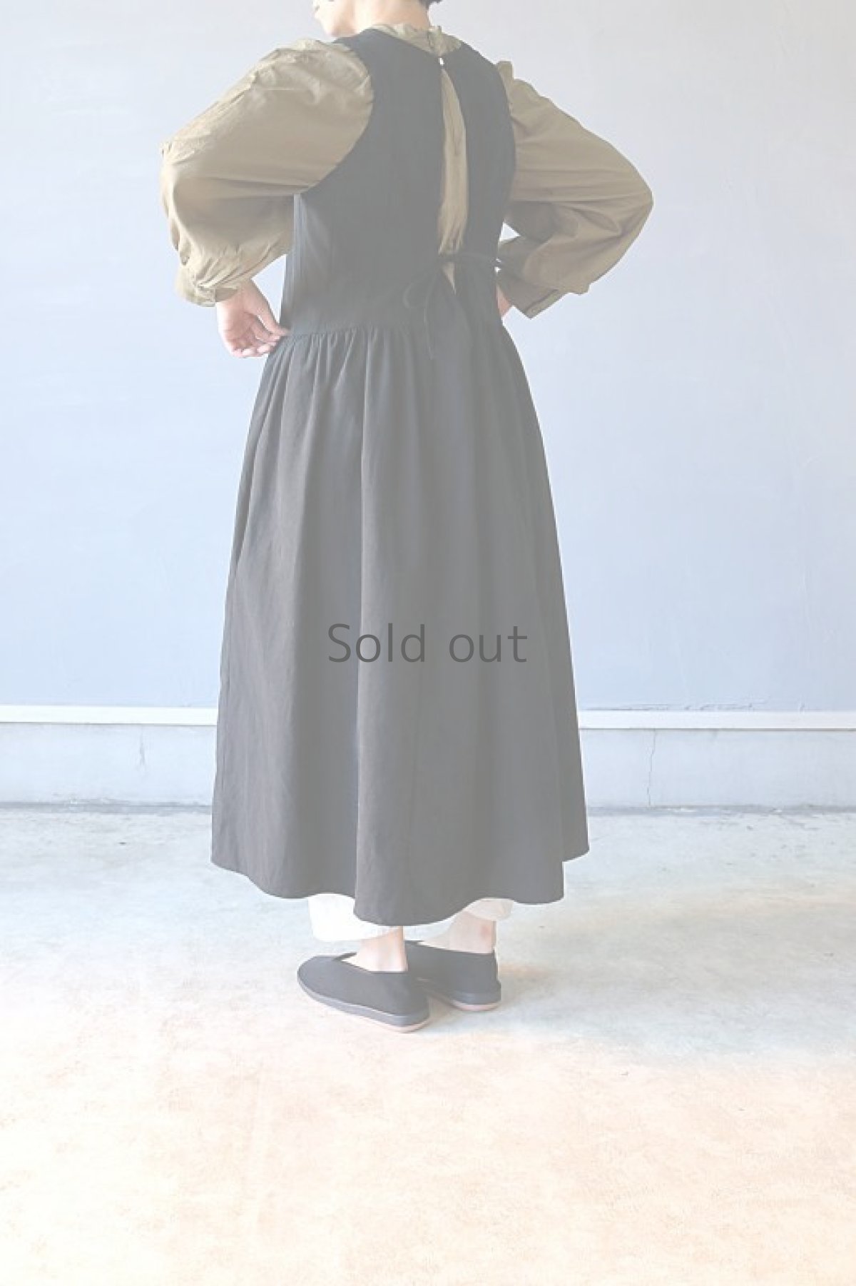 画像12: 【ササキチホ】アンティークリネン×染め　インナーワンピース（黒） (12)