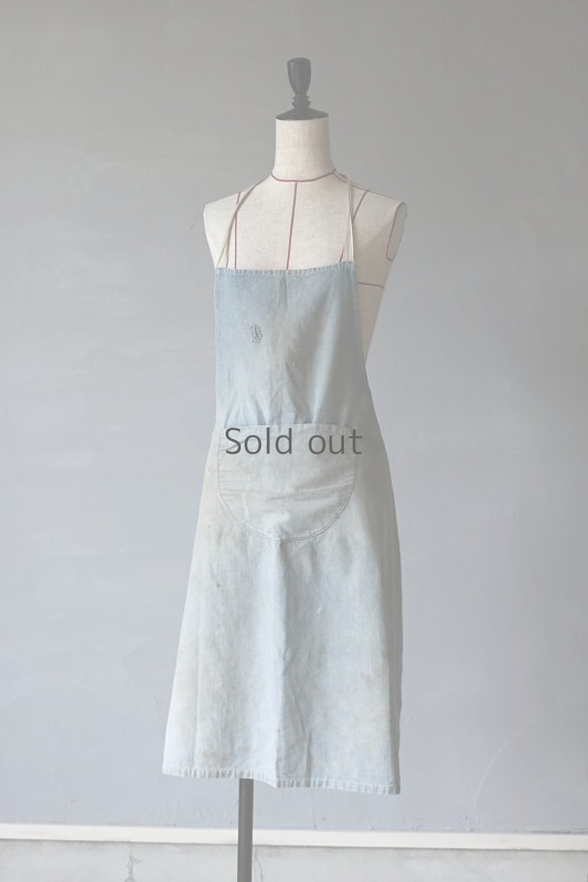 画像2: 【フランス】ビンテージ　色あせのインディゴリネン ワークエプロン（ポケット付き） (2)