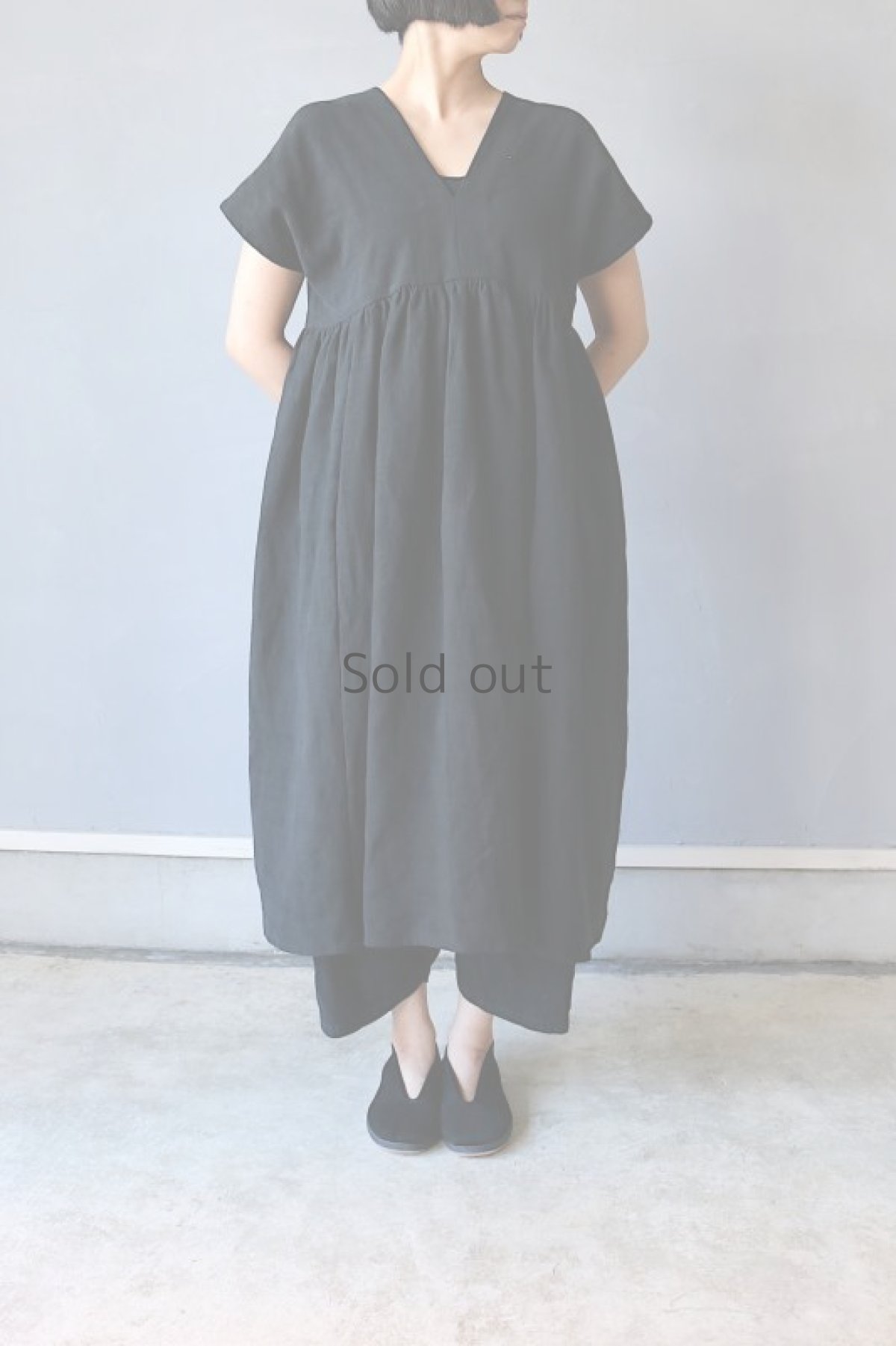 画像2: 【ササキチホ】アンティークリネン×染め　カレンワンピース（ギャザー/黒） (2)