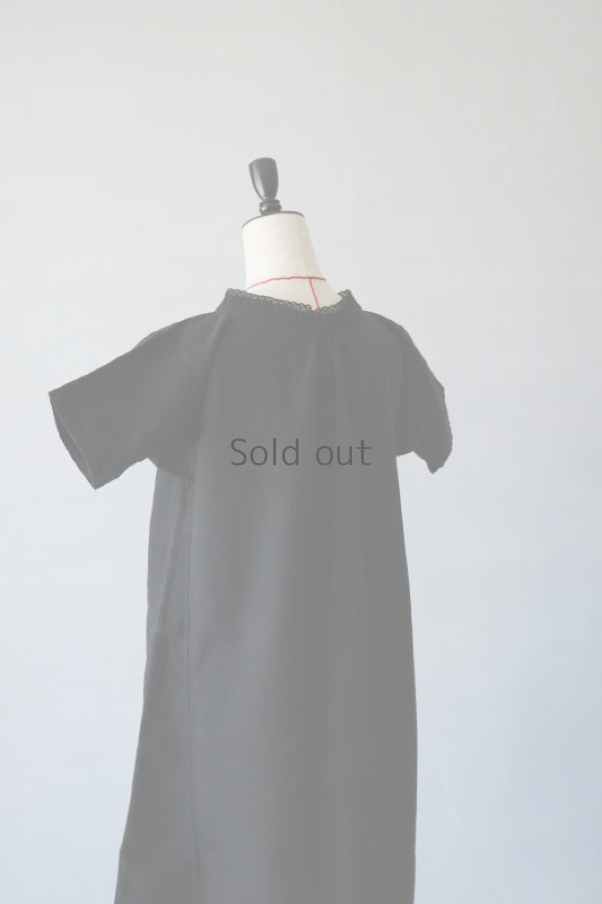 画像8: 【フランス】アンティークリネン×染　ヘンリーネック半袖ワンピース（ブラック） (8)