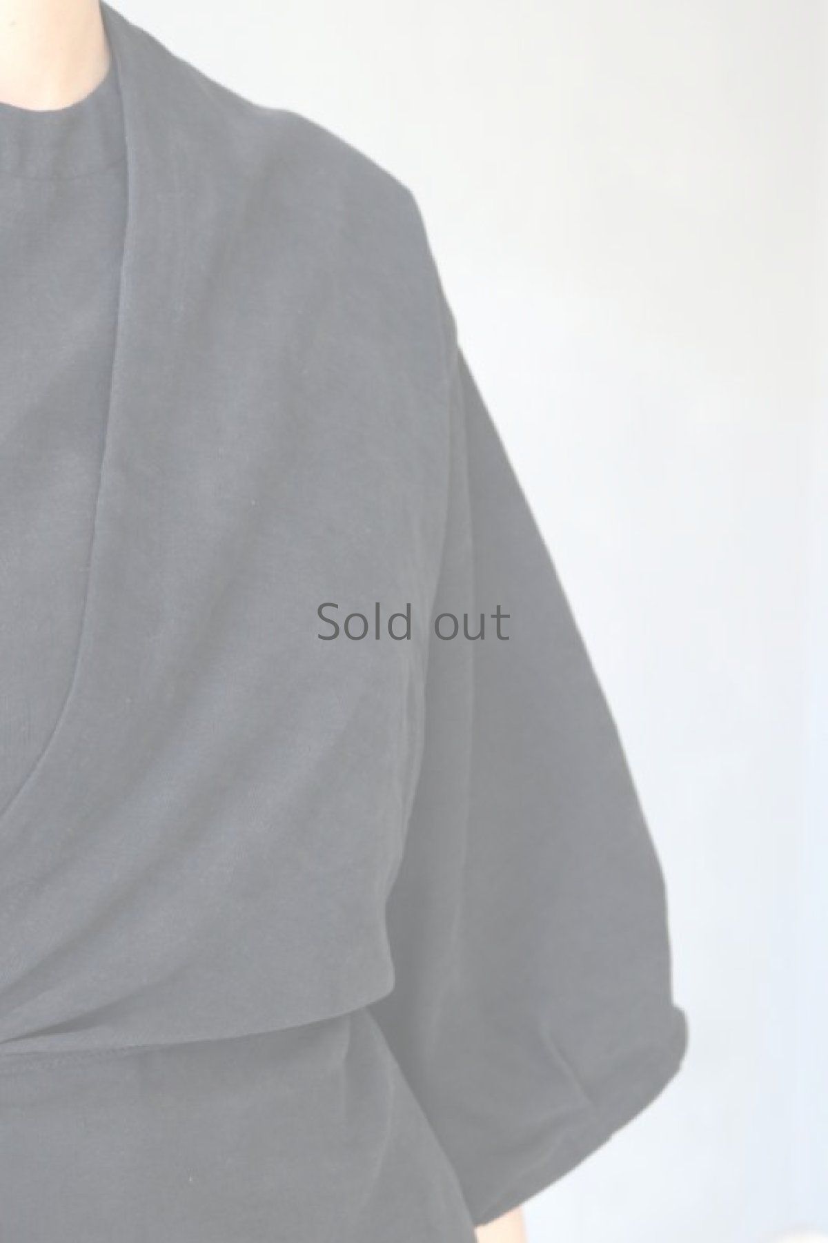 画像4: 【ササキチホ】アンティークリネン×染　半身ブラウス(ブラック) (4)