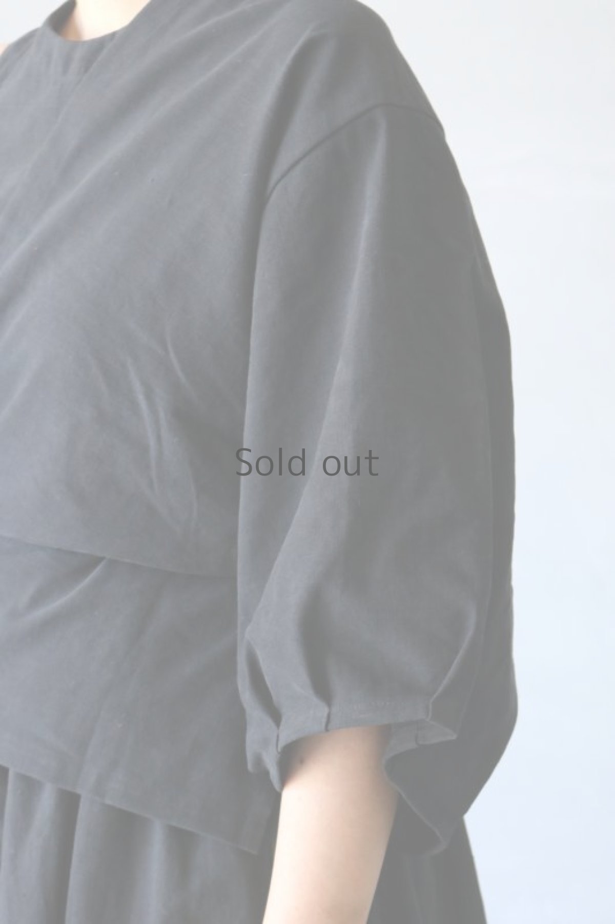 画像5: 【ササキチホ】アンティークリネン×染　半身ブラウス(ブラック) (5)