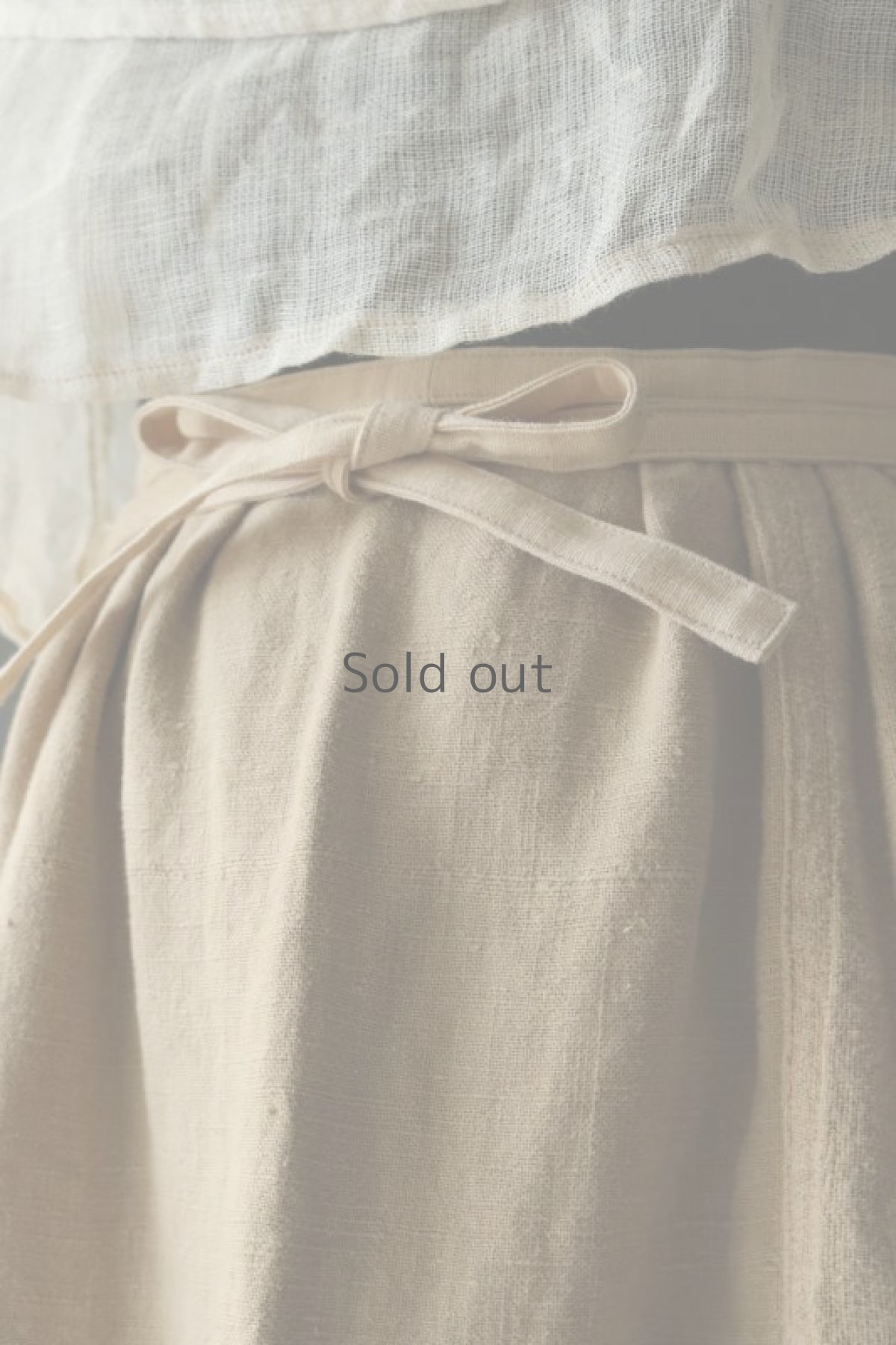 画像10: 【ササキチホ】アンティークリネン×染　パッチワークエプロン（ベージュ） (10)