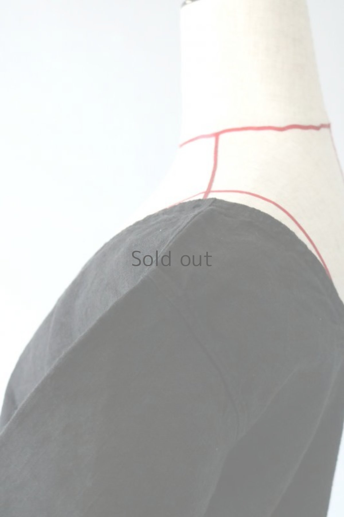 画像6: 【フランス】アンティークリネン×染　ディープVネック半袖ワンピース（ブラック） (6)