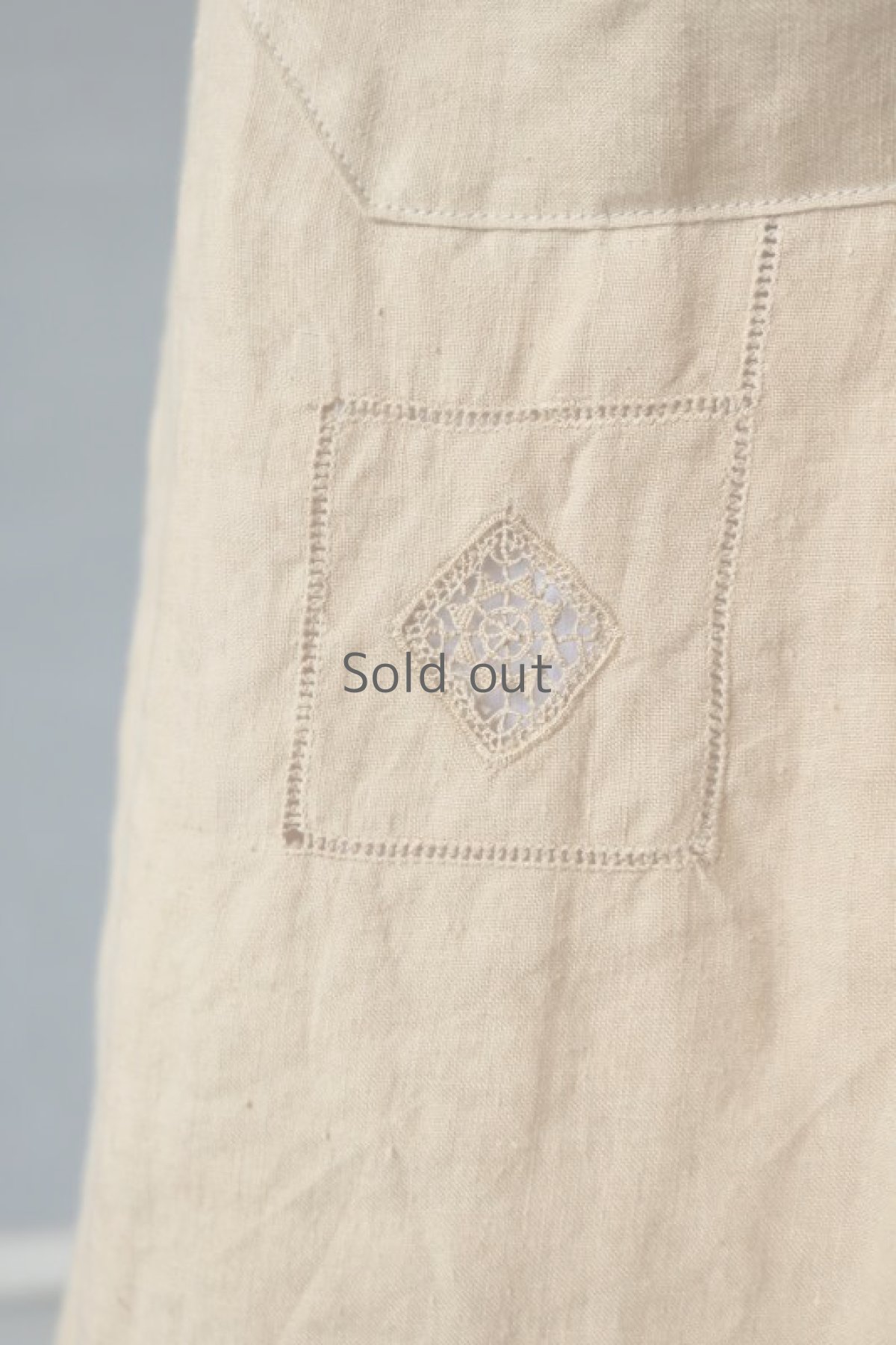 画像6: 【ササキチホ】アンティークリネン×染　レースワークエプロン（ベージュ） (6)