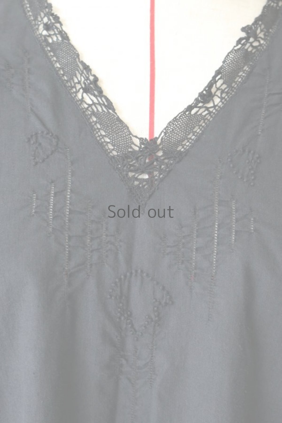 画像4: 【フランス】アンティークコットン×染　Vネックレース　ノースリーブワンピース（ブラック） (4)