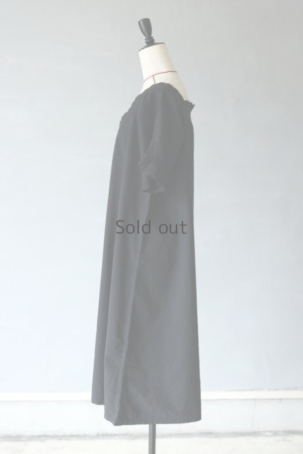 画像9: 【フランス】アンティークコットン×染　Vネックレース半袖ワンピース（ブラック） (9)