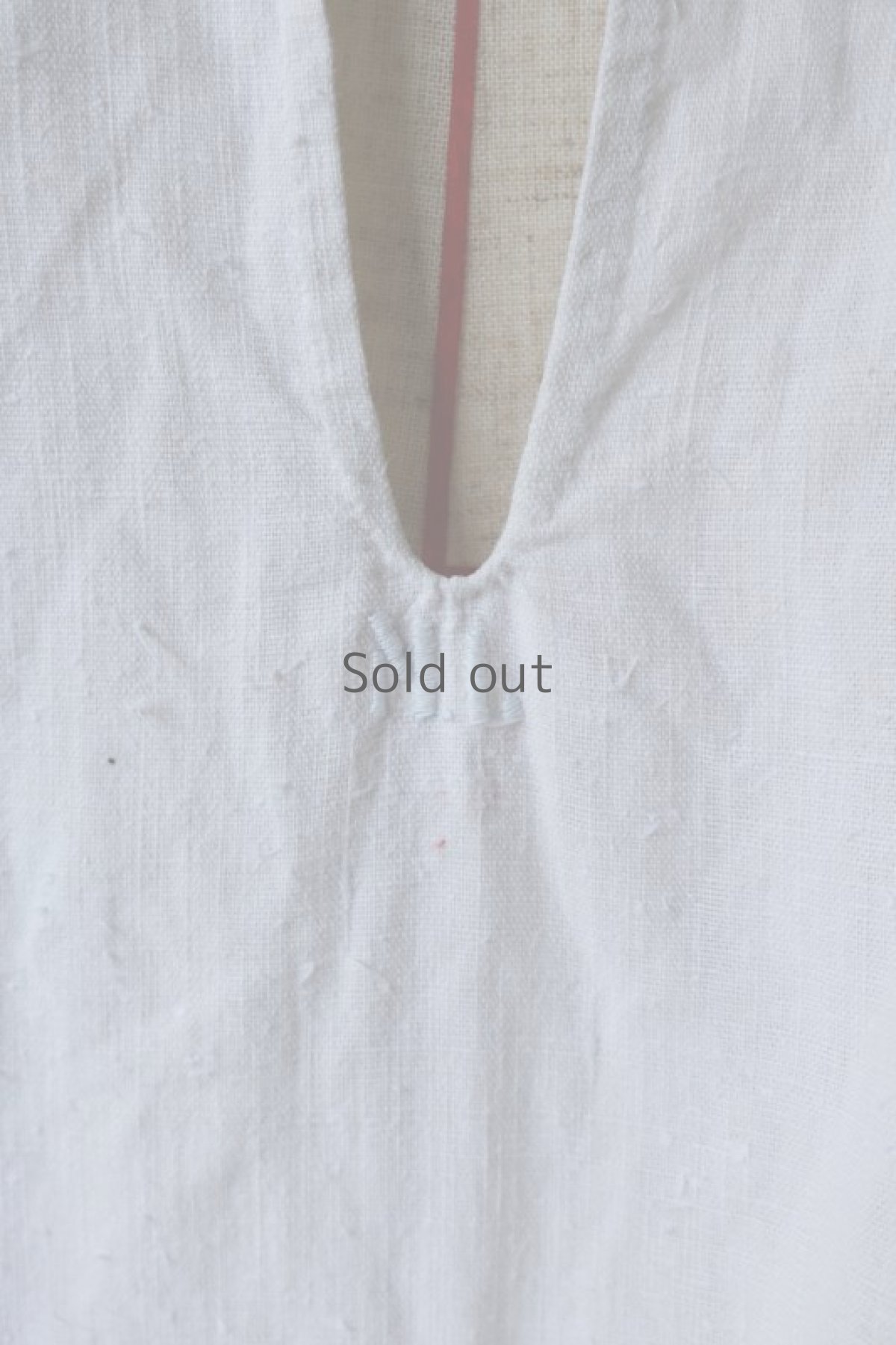 画像5: 【フランス】アンティークリネン ハーフスリーブ ディープVネックワンピース（イニシャルML） (5)