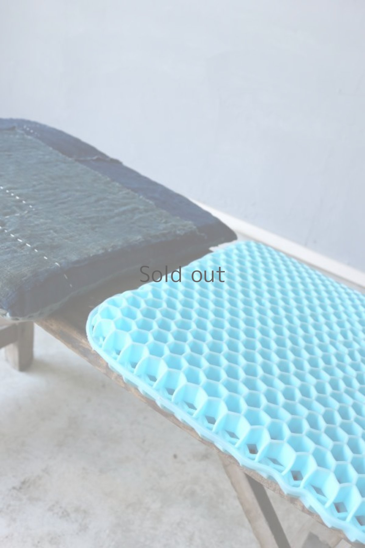 画像12: 【MITSUGU SASAKI】日本古布　藍染パッチワーク　ZABUTON (12)